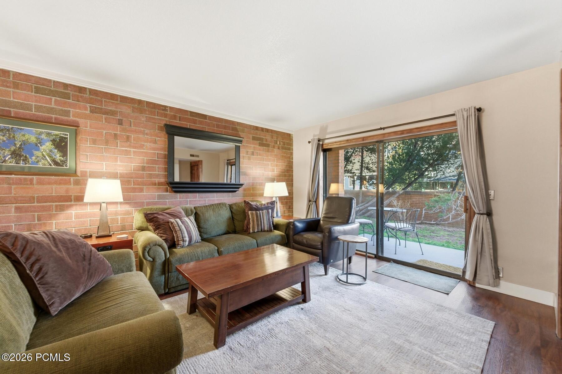 950 Park Avenue 111