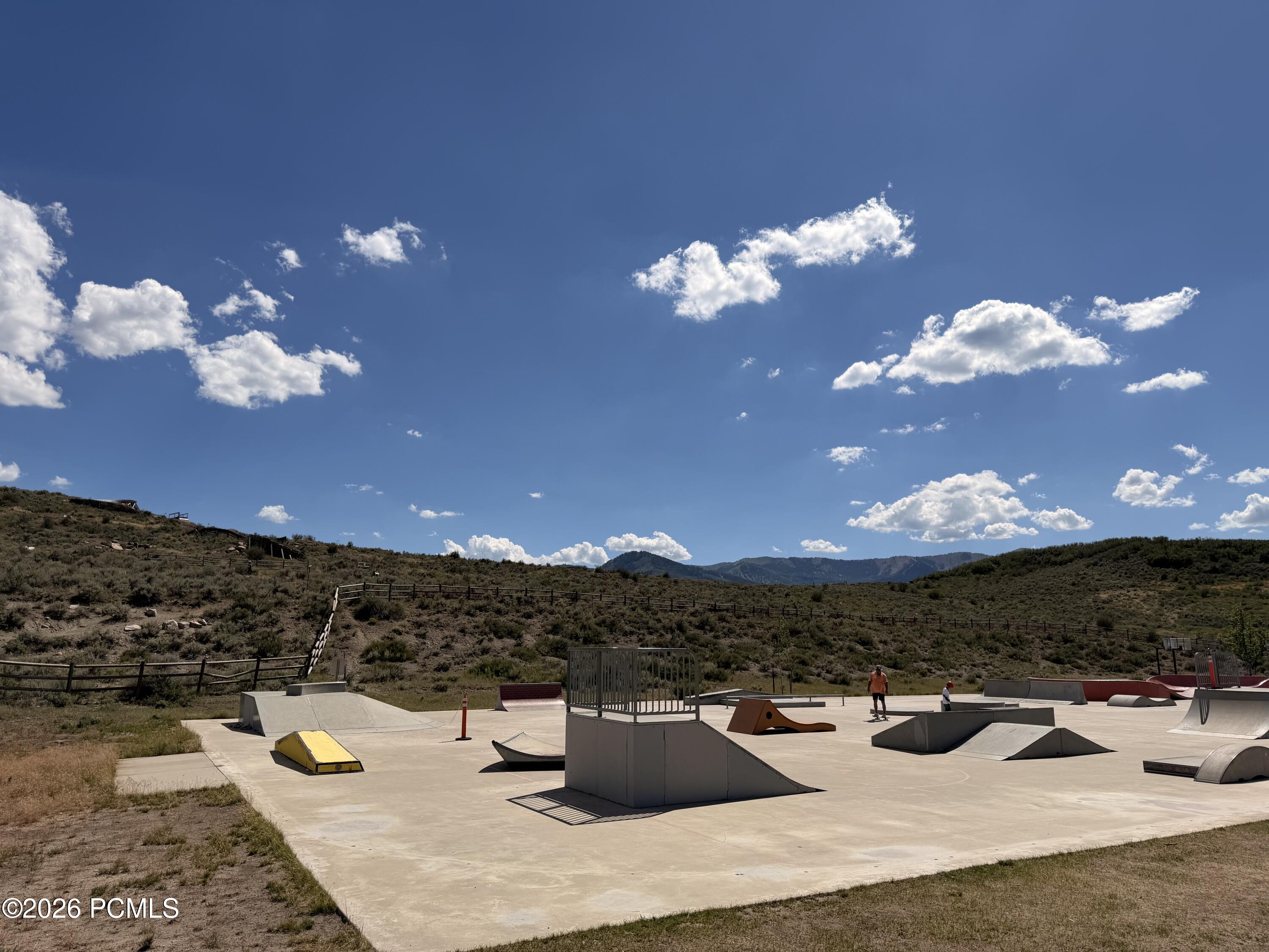 6120 Snowview Drive