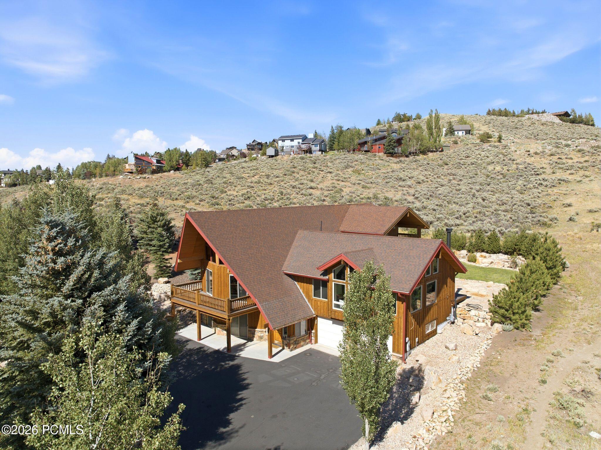 6120 Snowview Drive