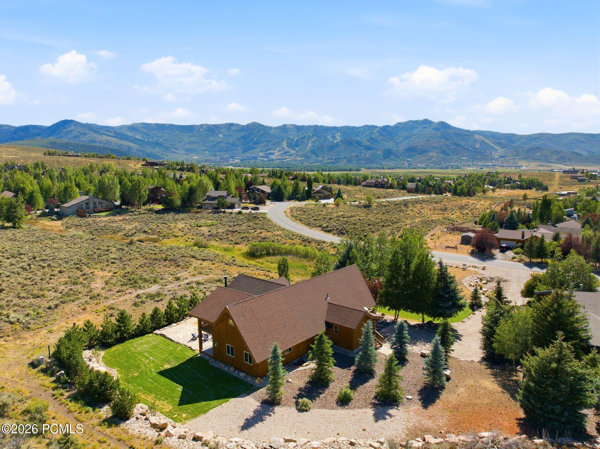 6120 Snowview Drive