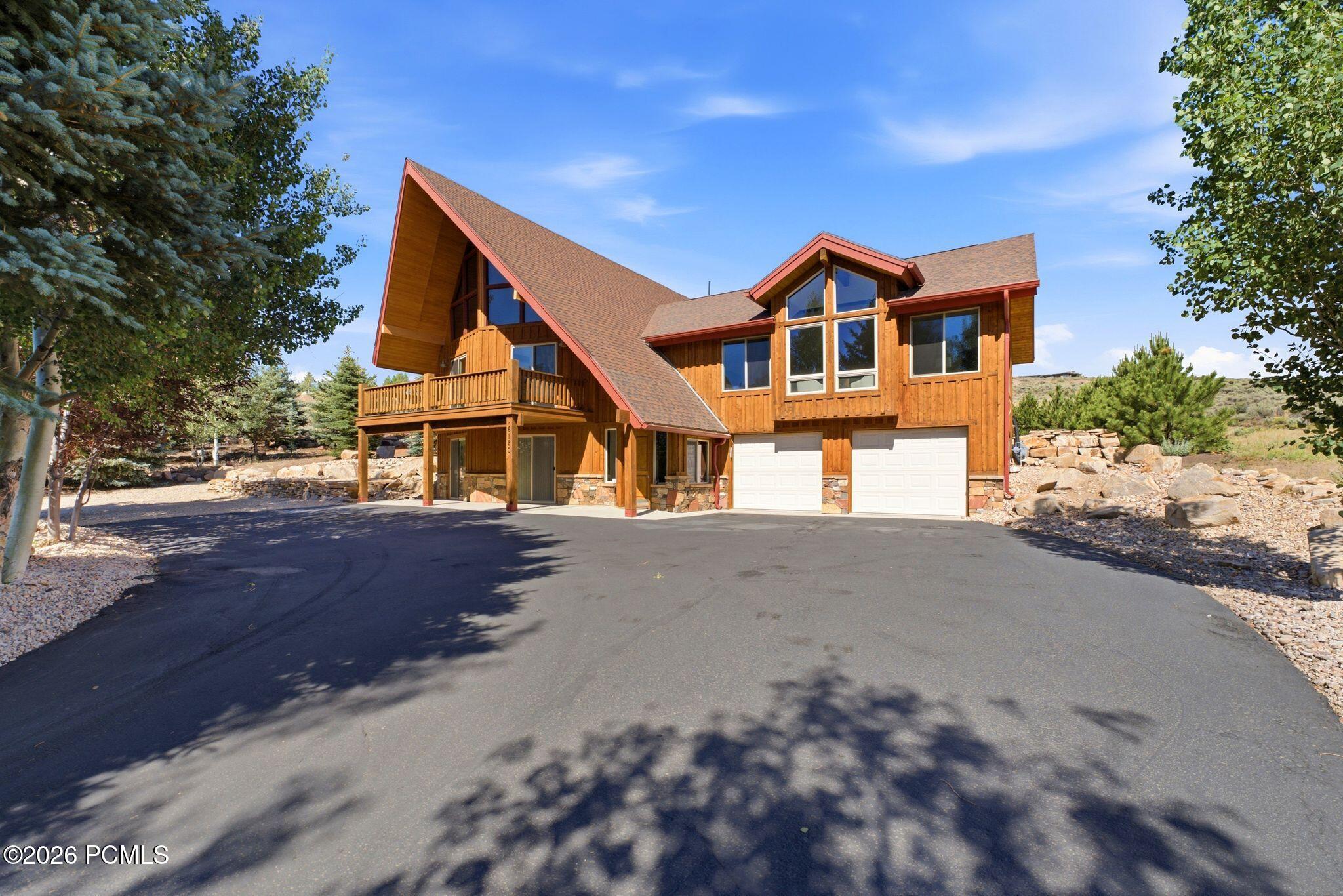 6120 Snowview Drive