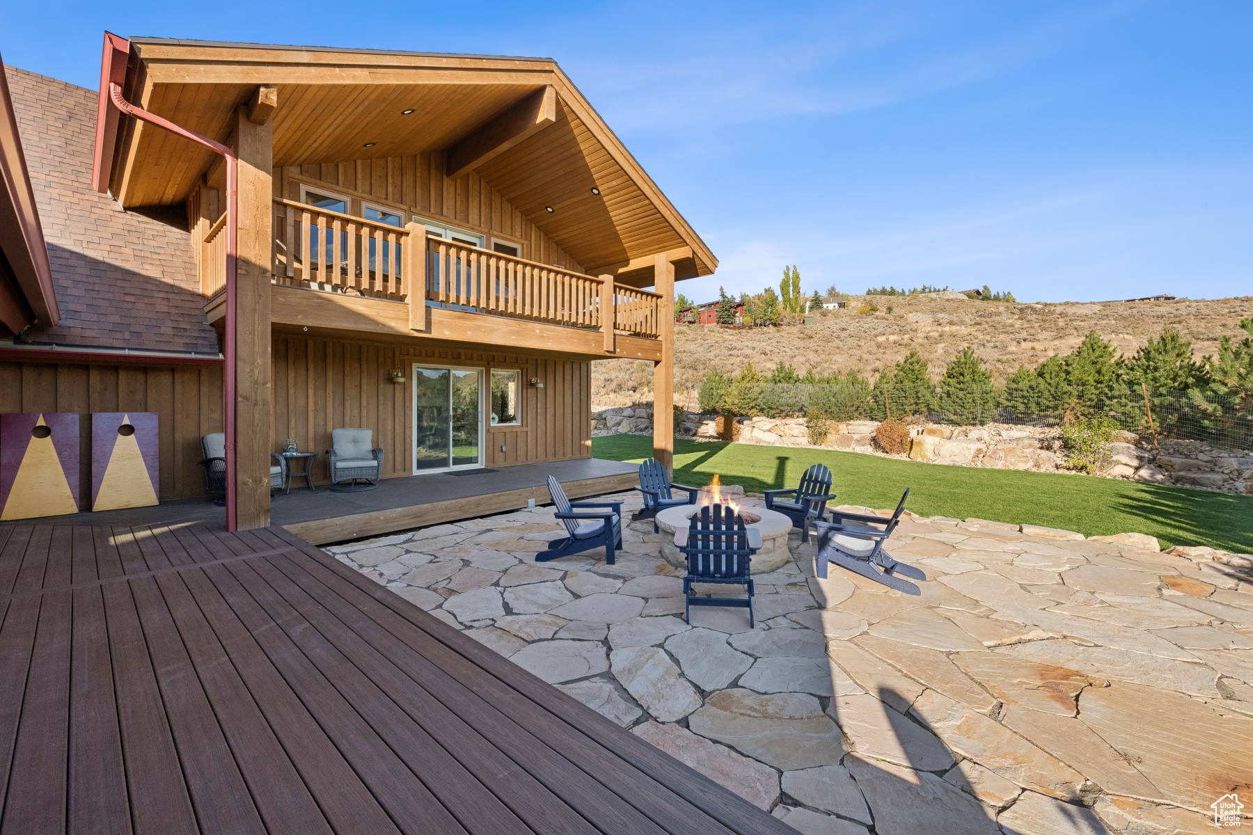 6120 SNOW VIEW DR