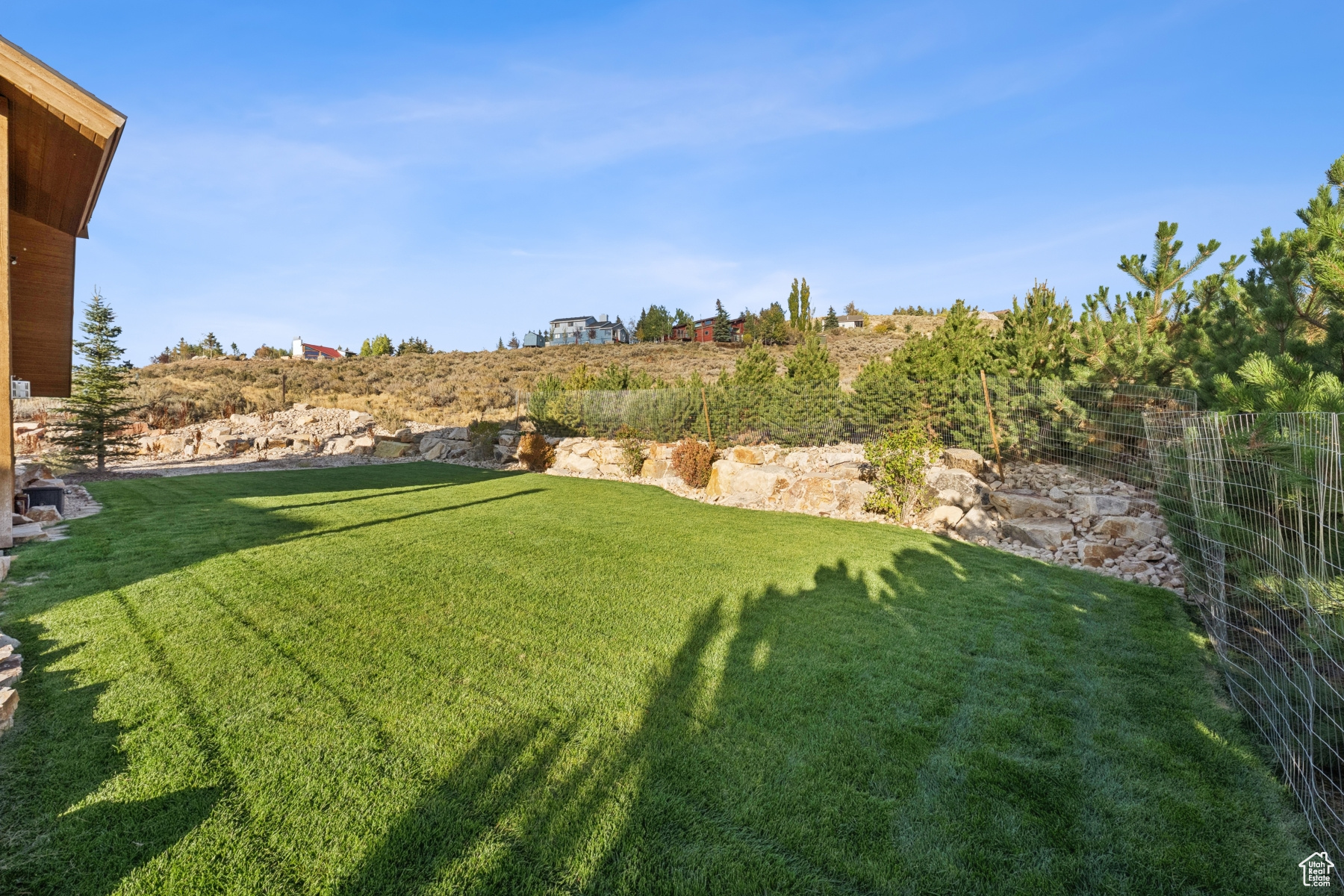 6120 SNOW VIEW DR