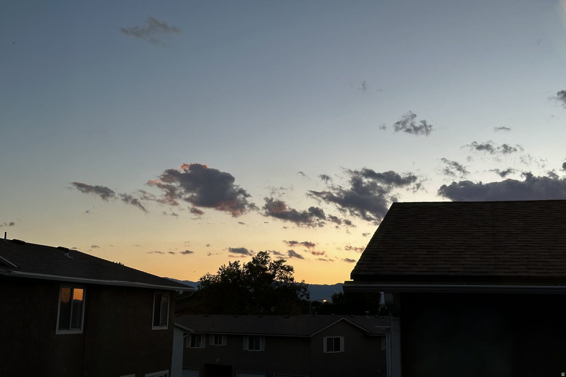 5235 S GLENDON ST #Y4