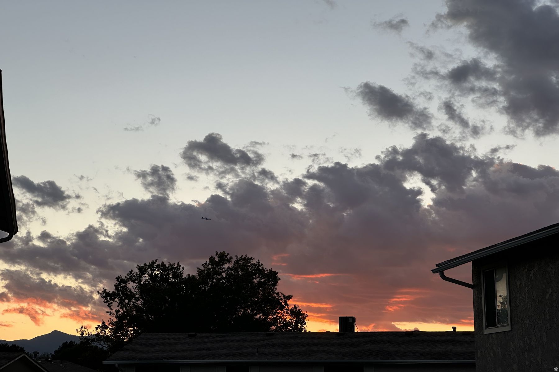 5235 S GLENDON ST #Y4