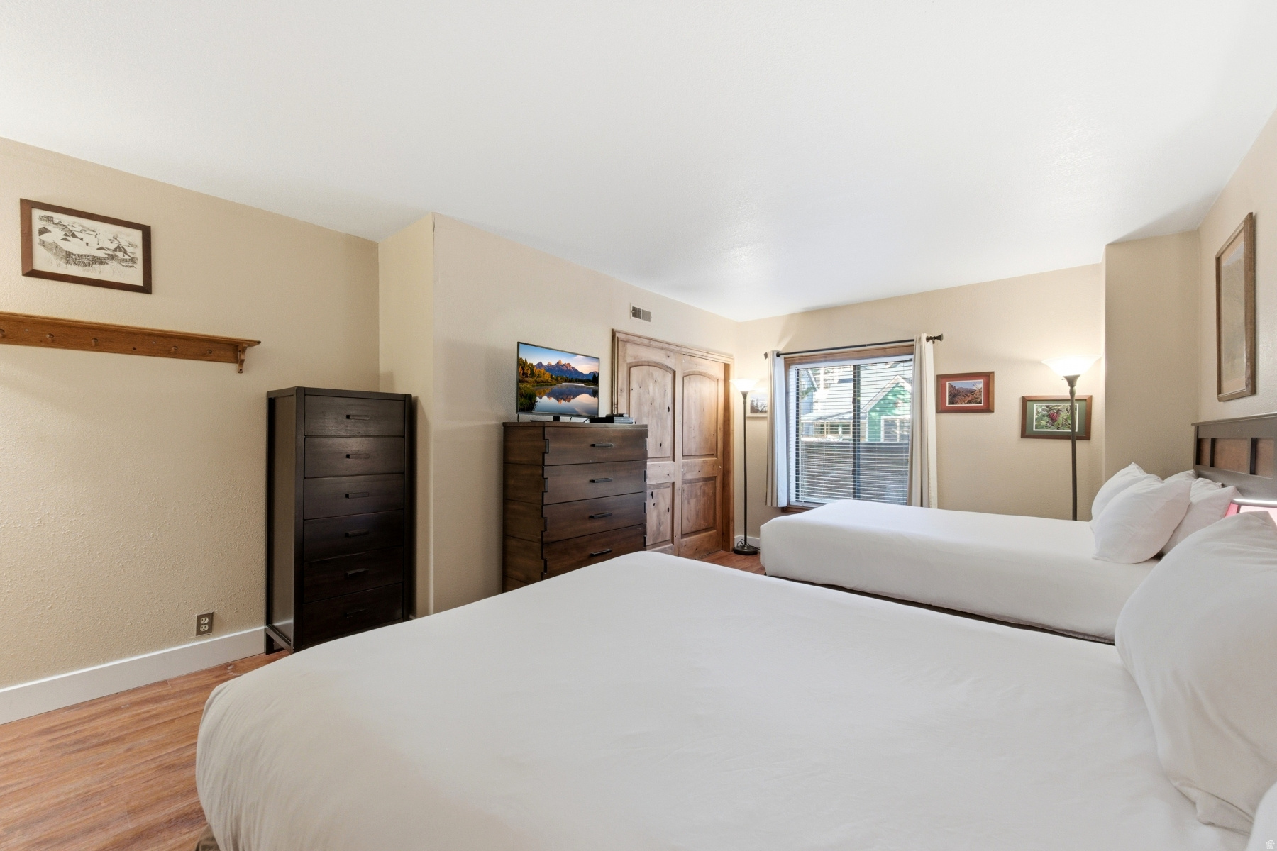 950 PARK AVE #111