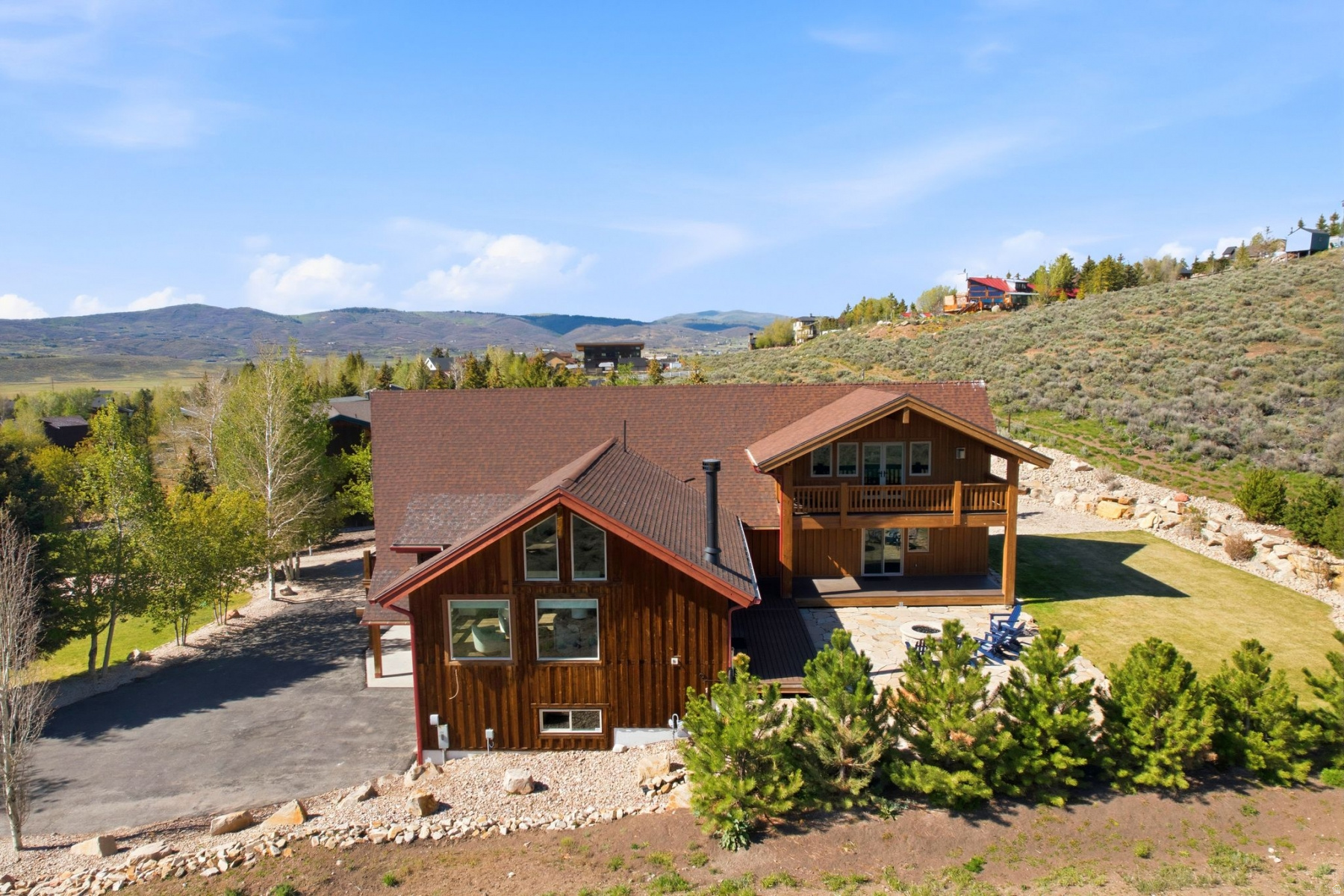 6120 SNOW VIEW DR