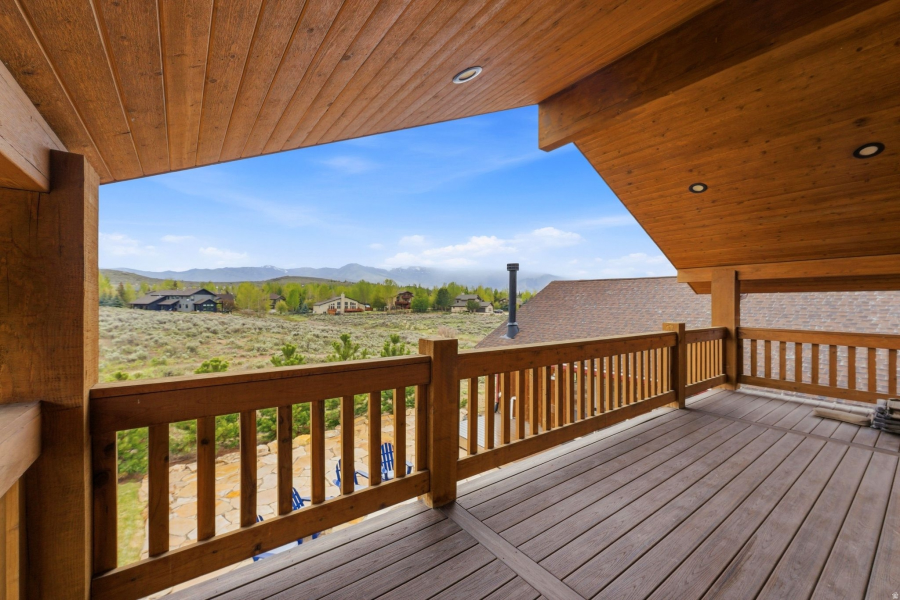6120 SNOW VIEW DR
