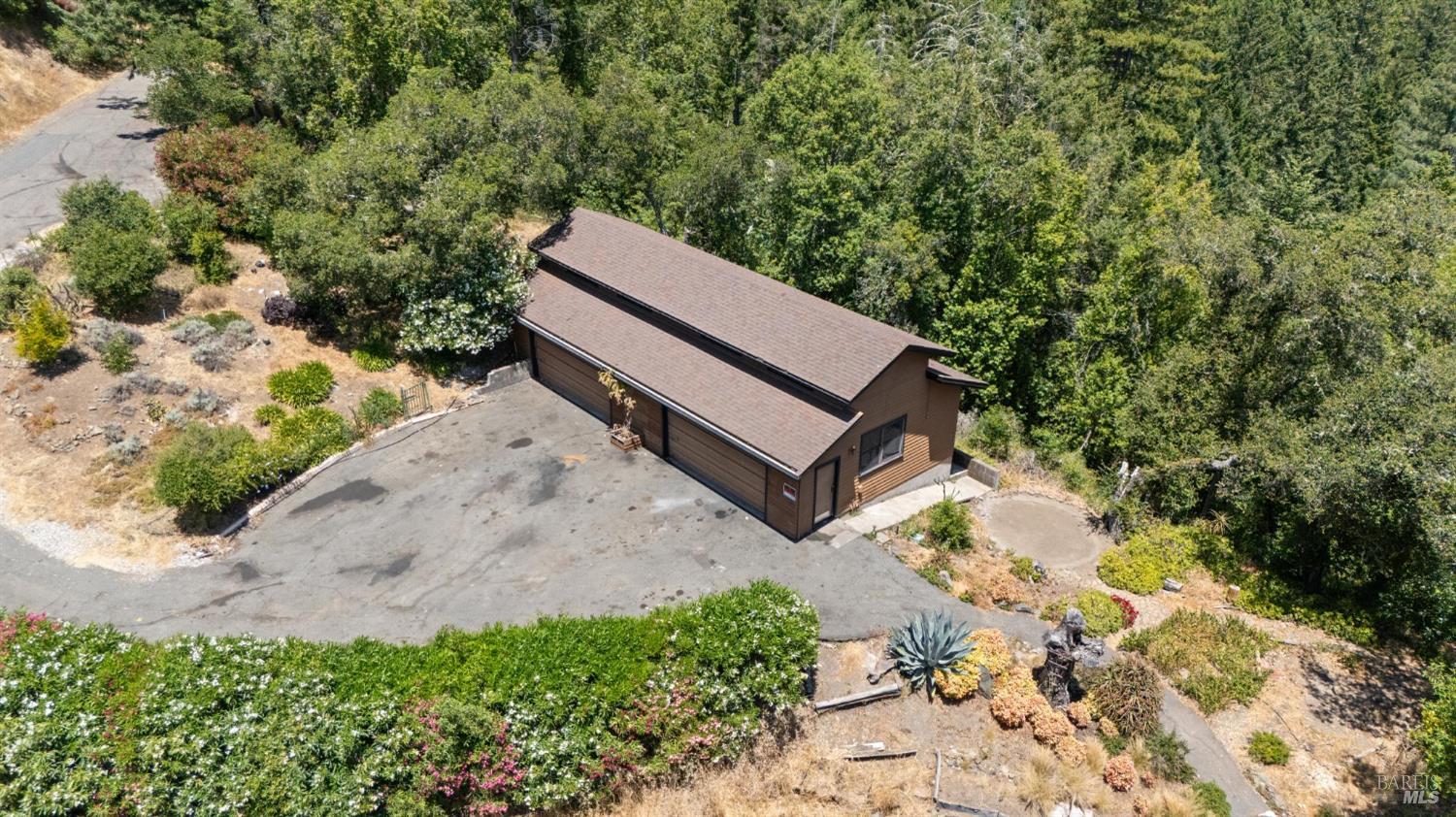 21540 Siri Road