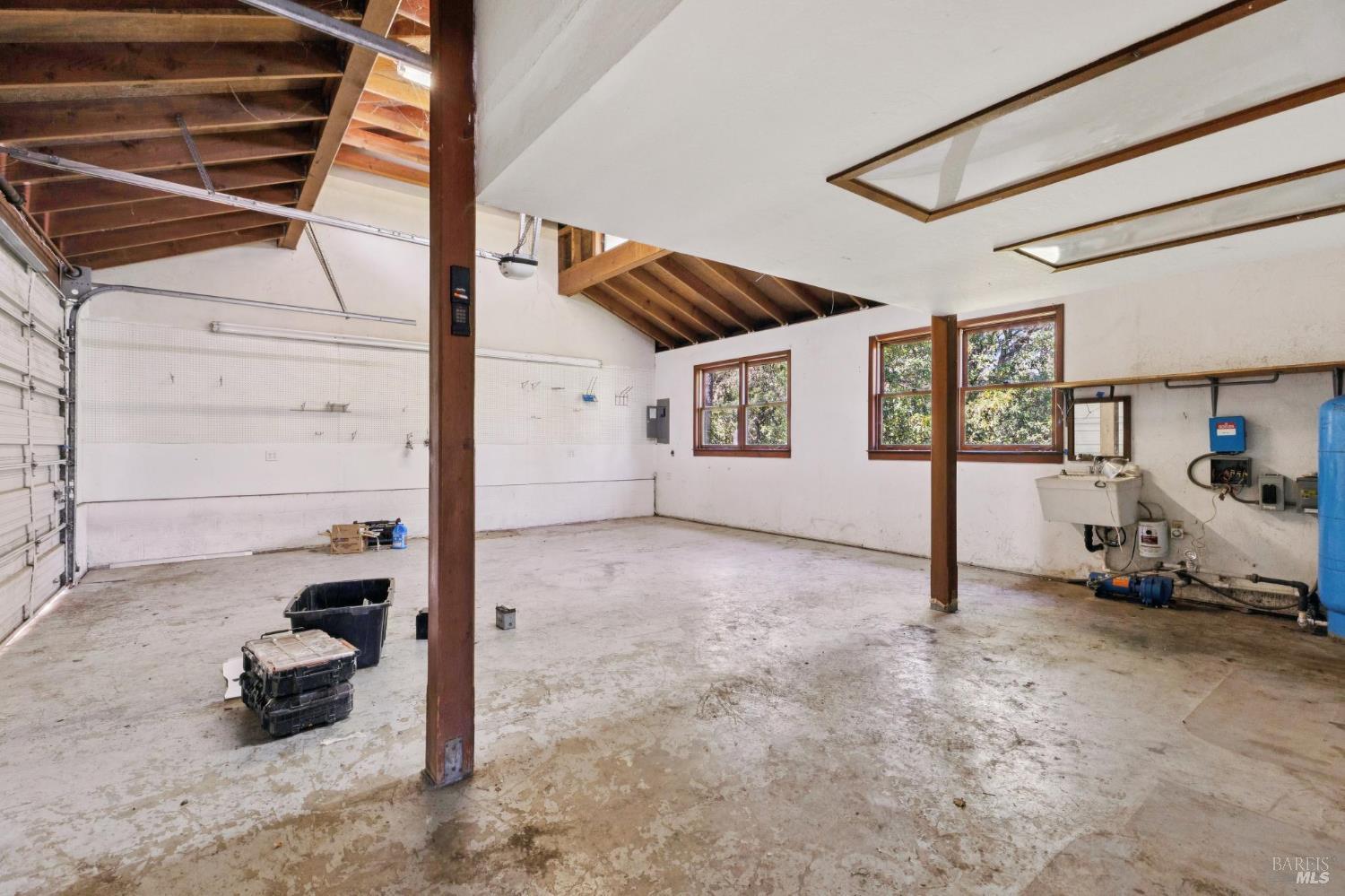 21540 Siri Road