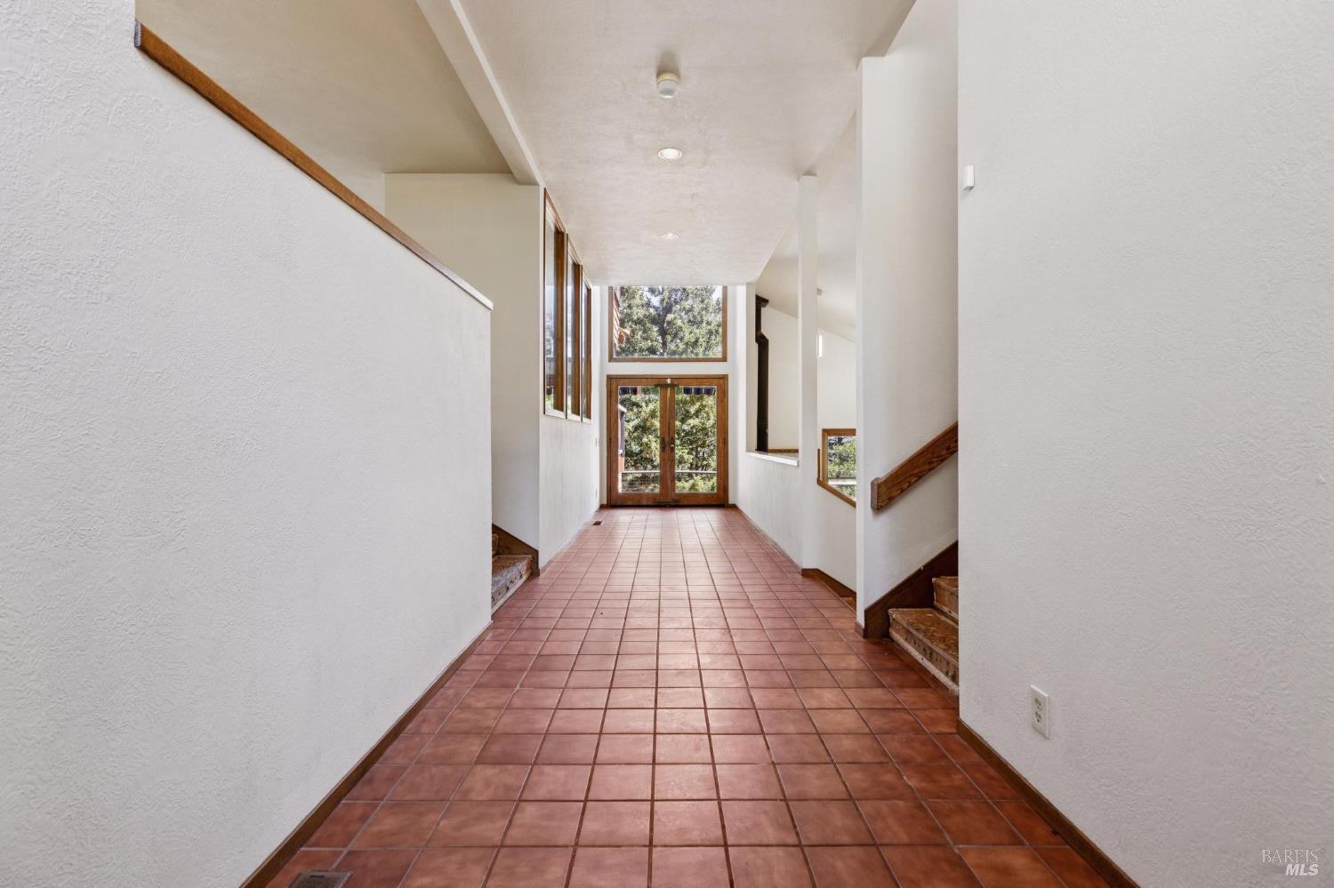 21540 Siri Road