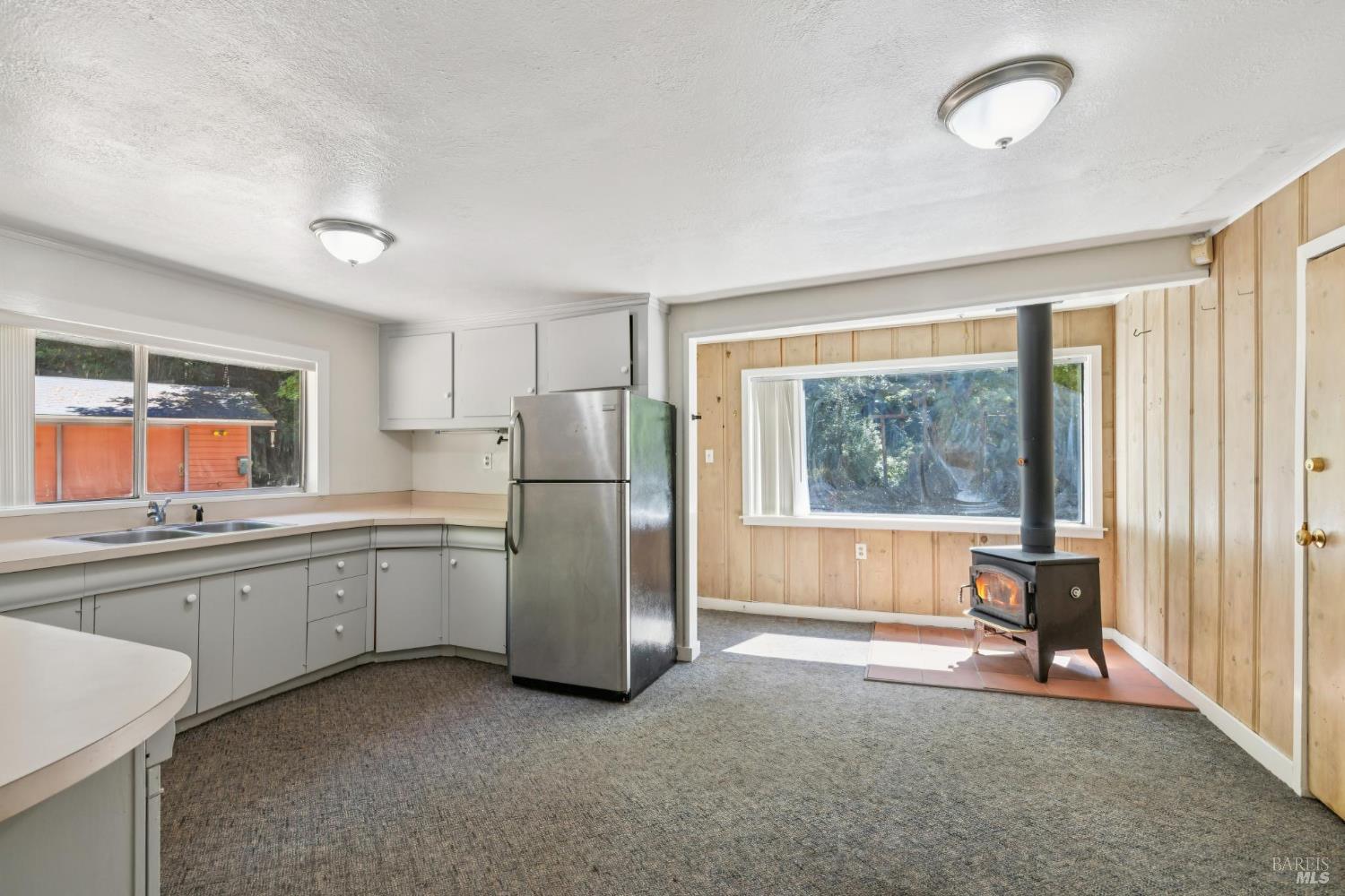 11 Kidd Creek Road