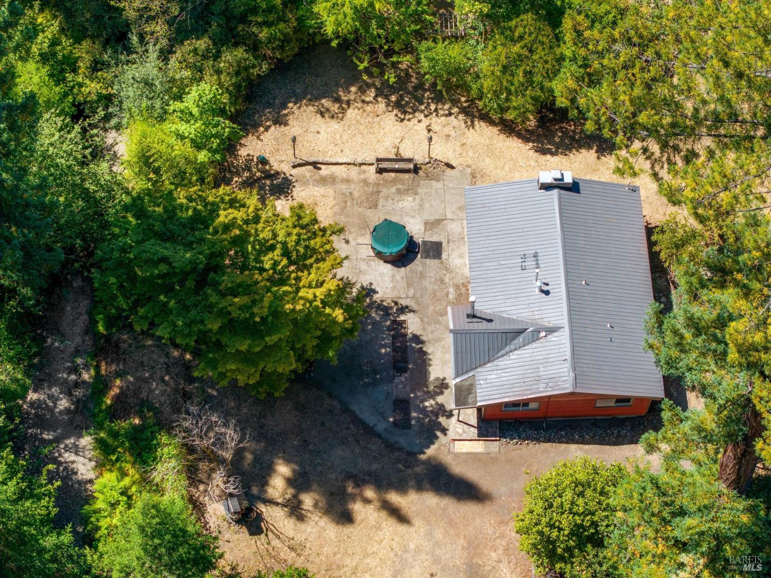 11 Kidd Creek Road
