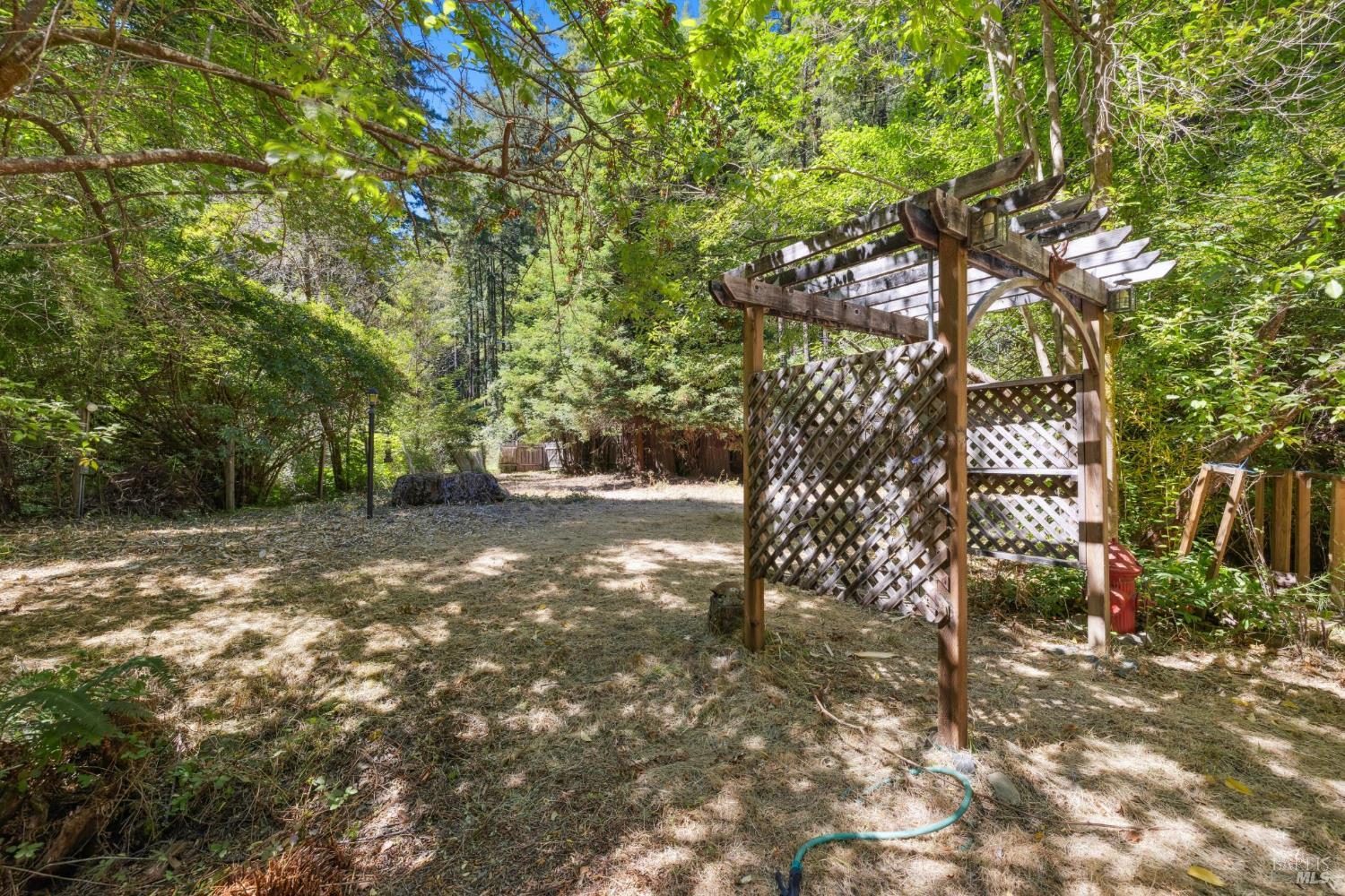 11 Kidd Creek Road