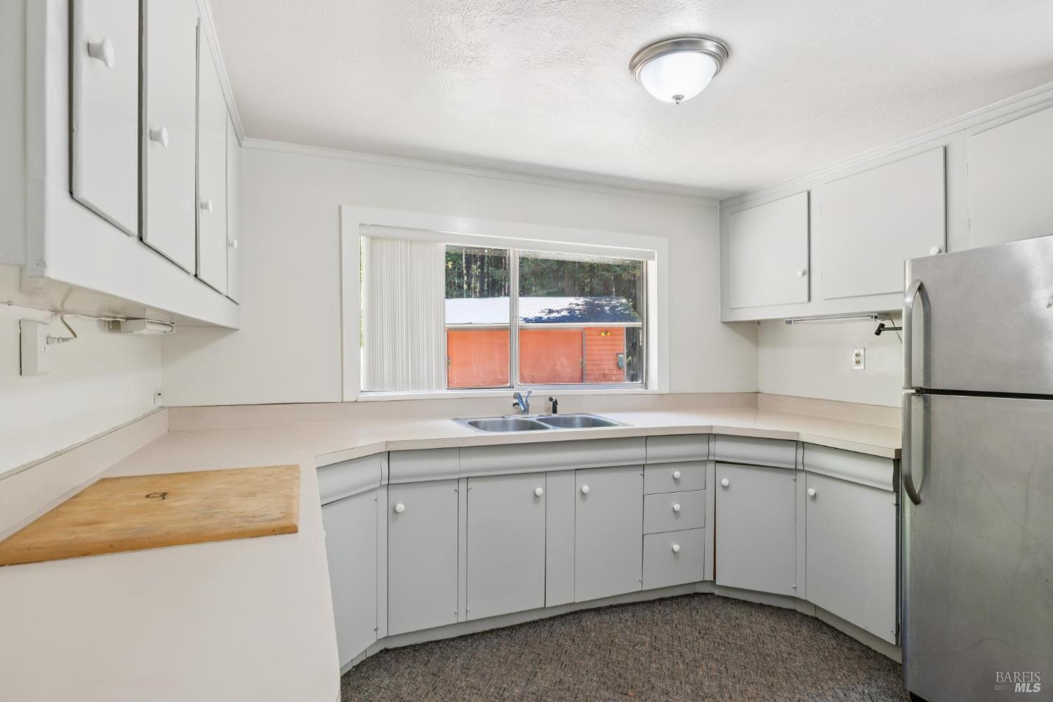 11 Kidd Creek Road