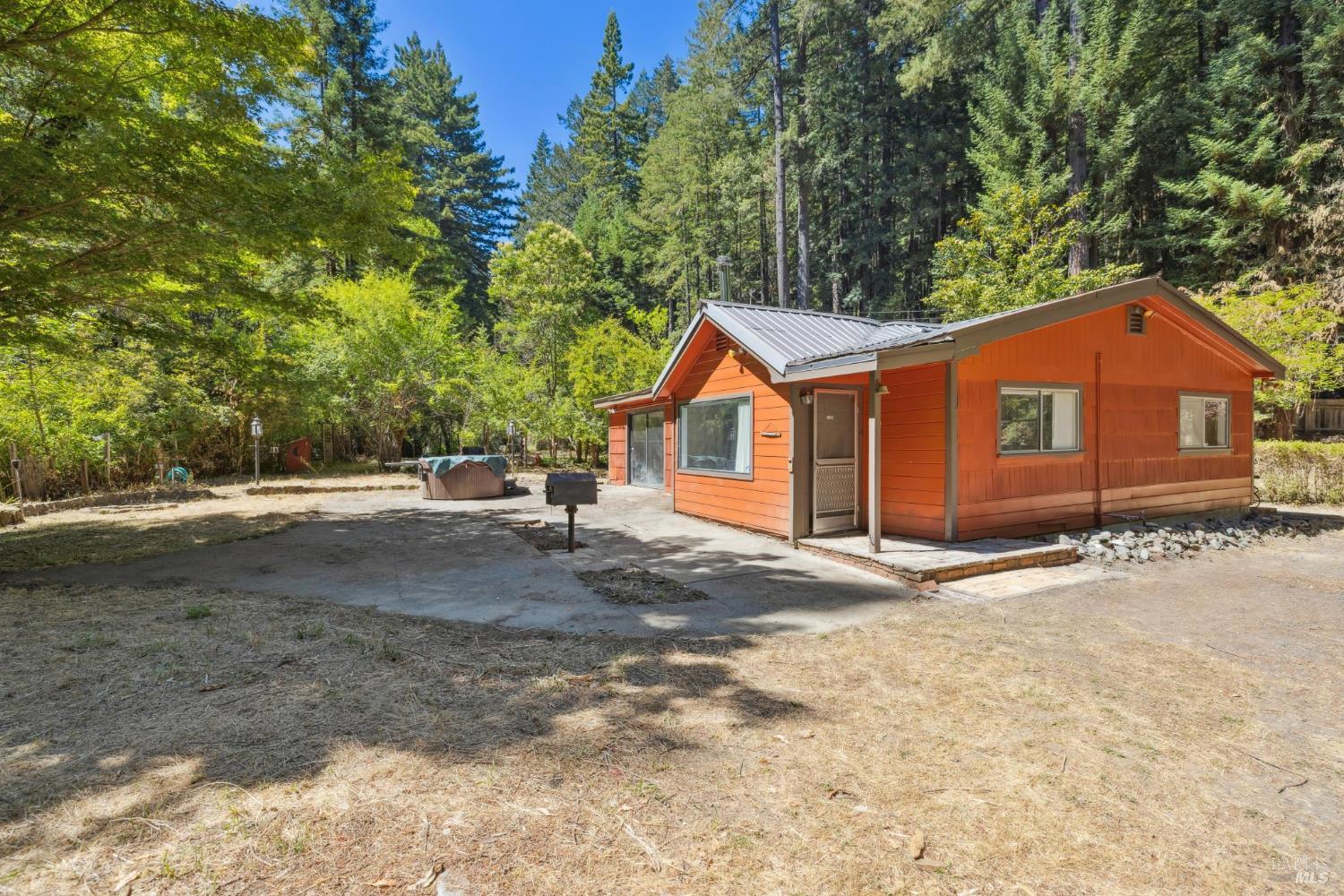 11 Kidd Creek Road