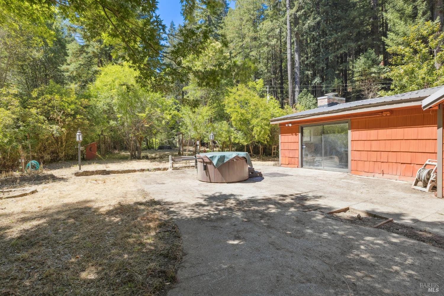 11 Kidd Creek Road