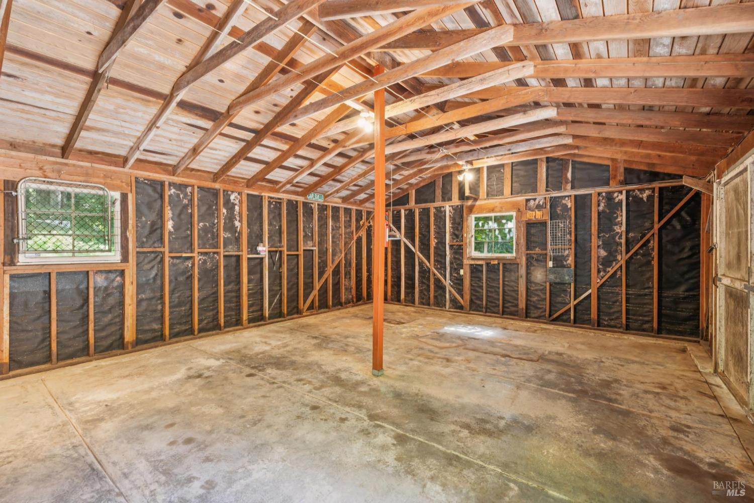 11 Kidd Creek Road