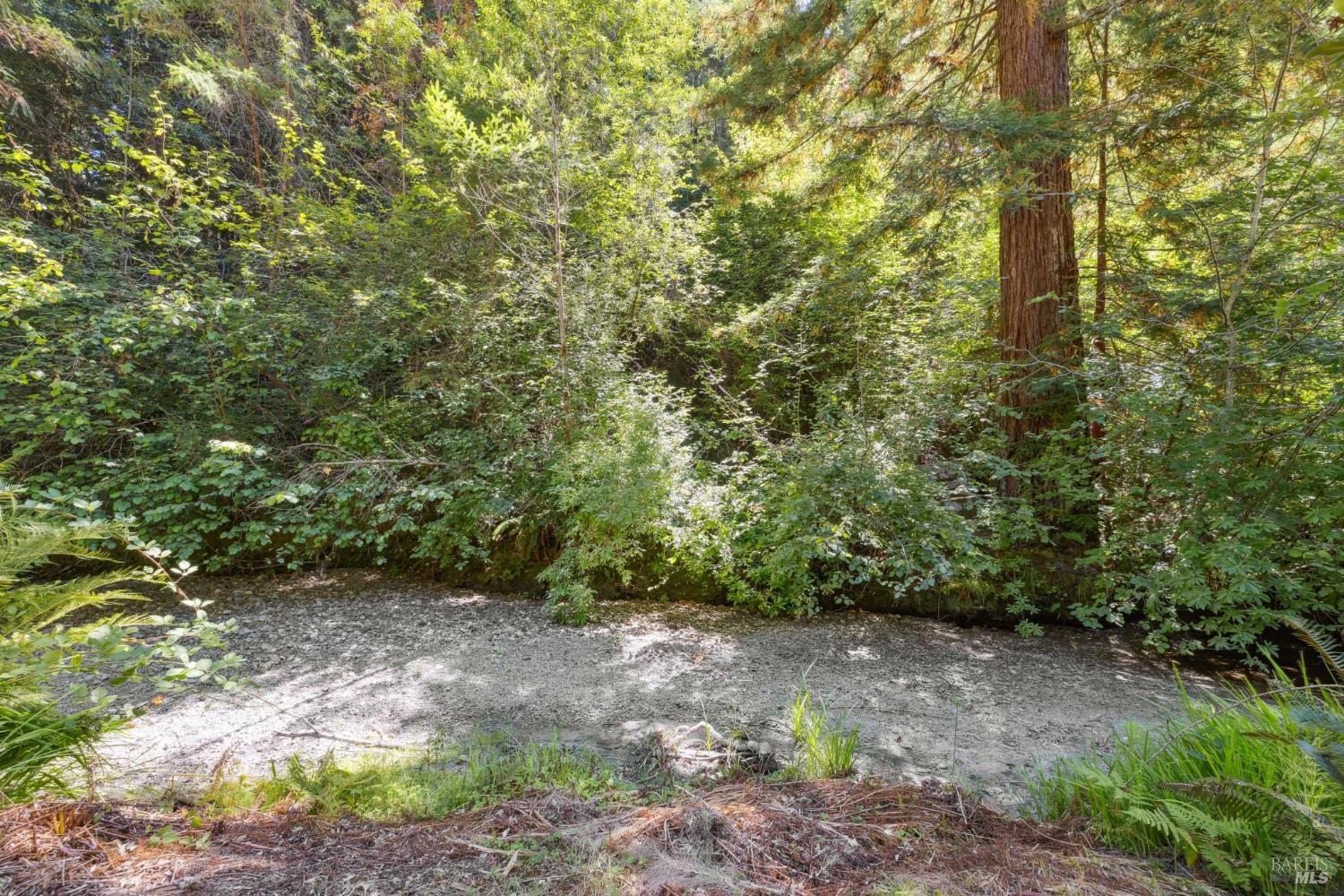 11 Kidd Creek Road