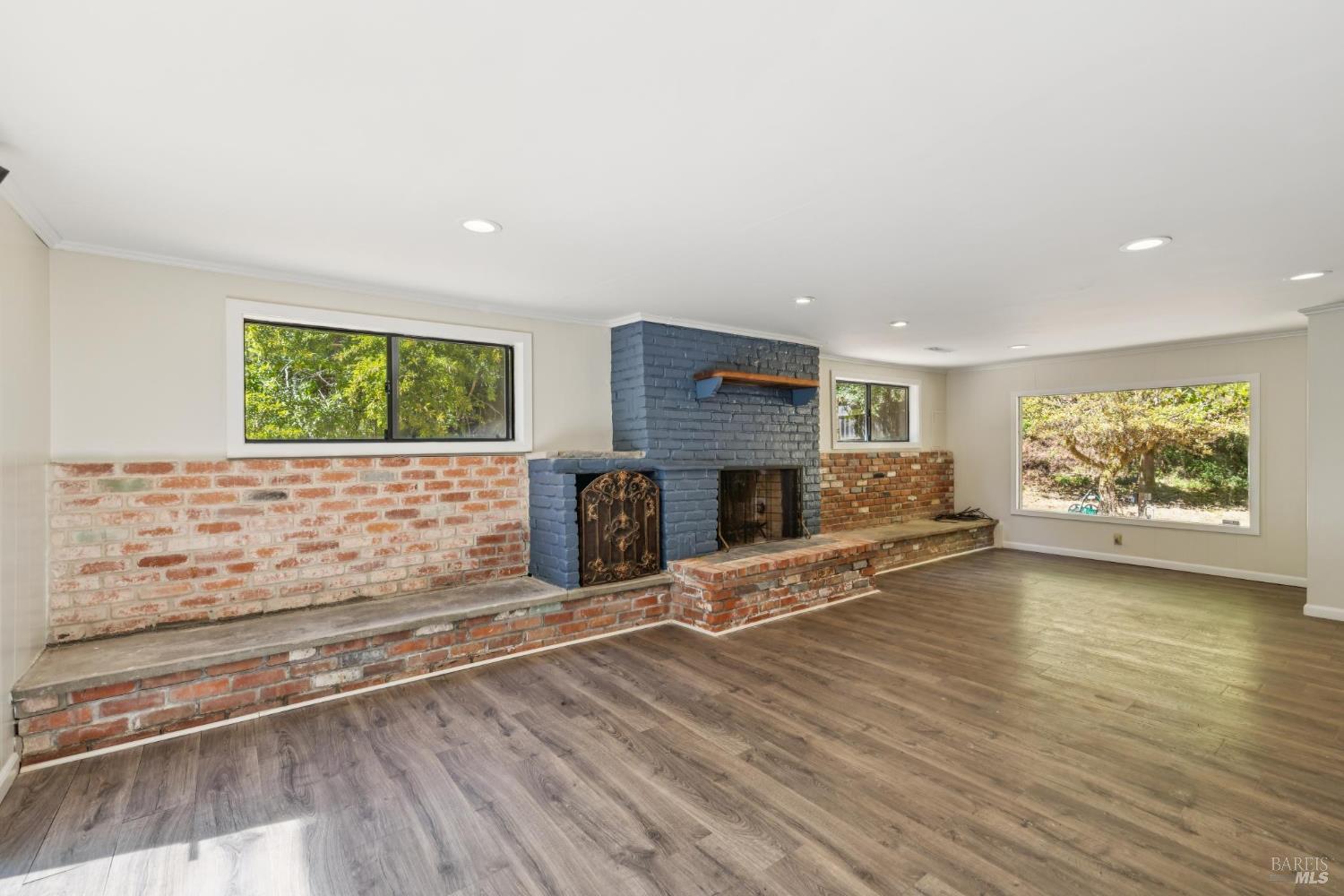 11 Kidd Creek Road