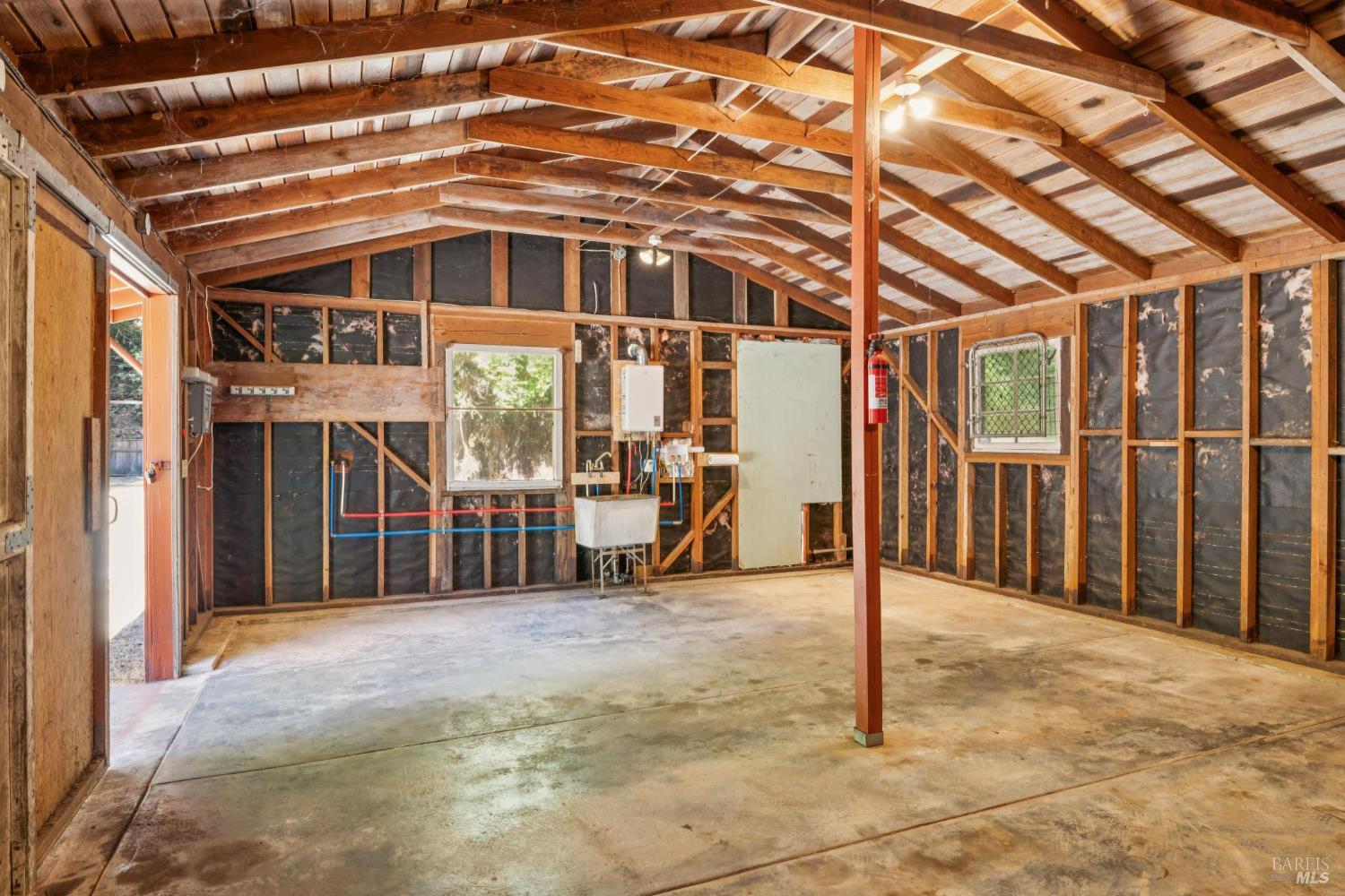 11 Kidd Creek Road