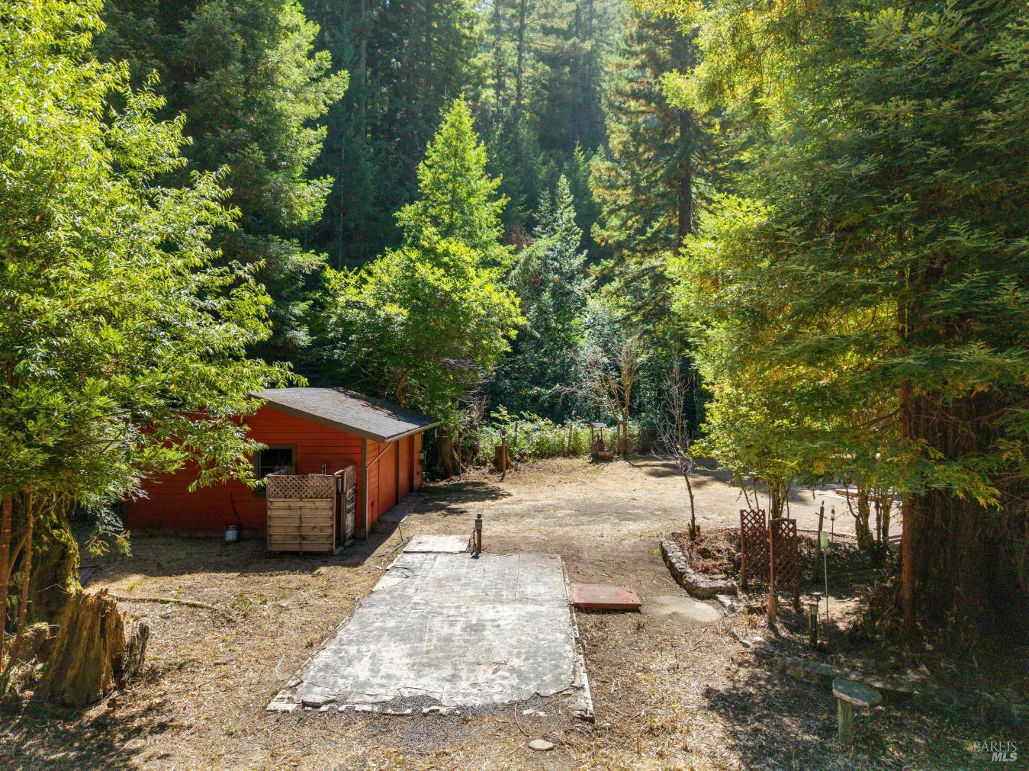 11 Kidd Creek Road