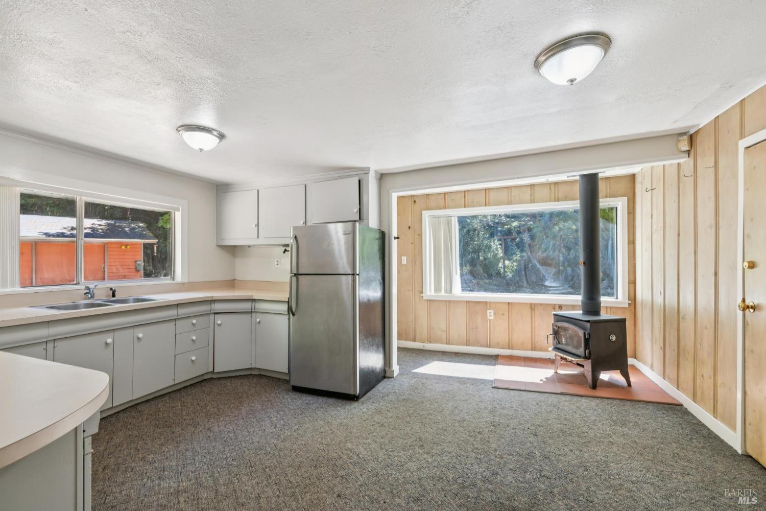 11 Kidd Creek Road