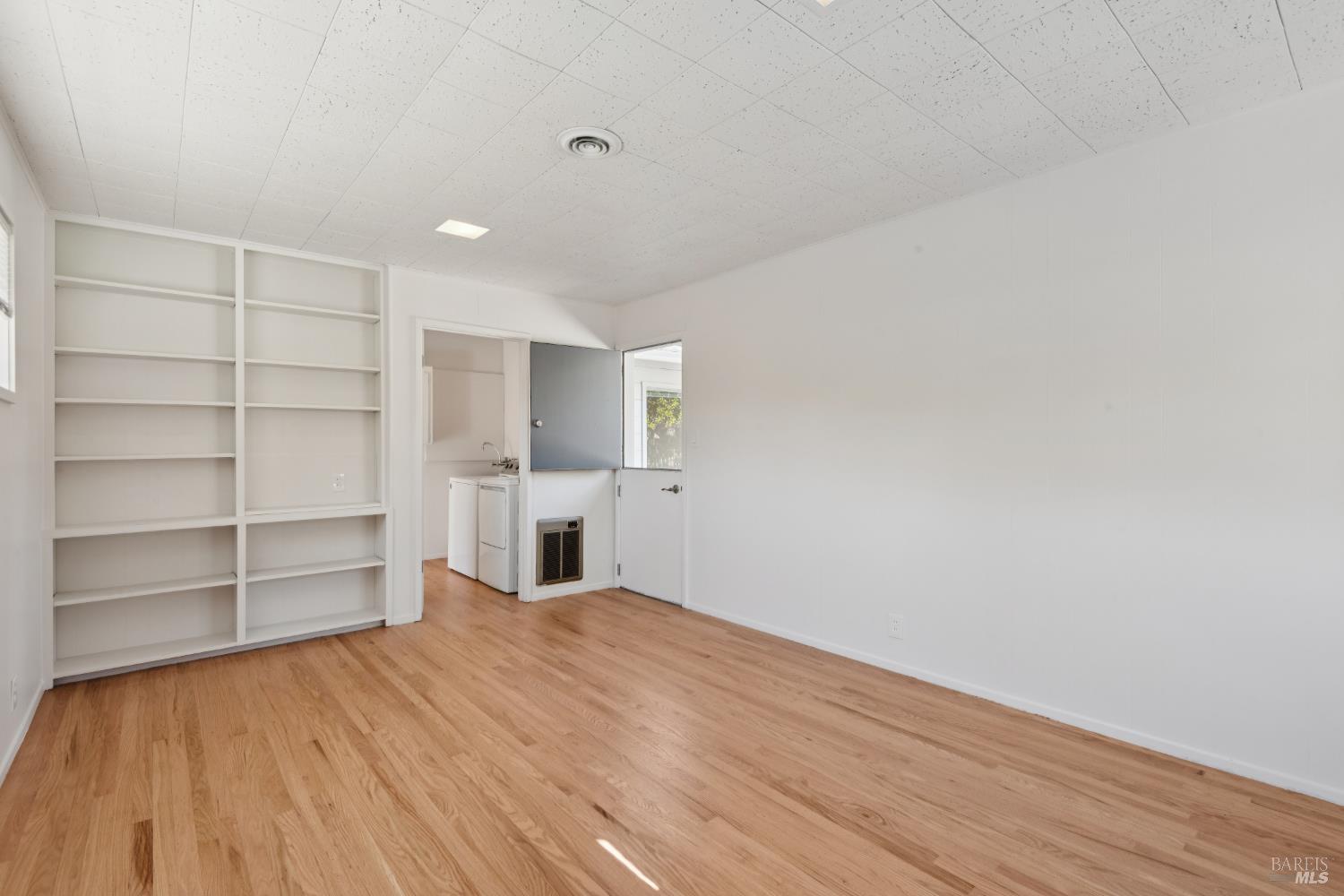 110 Van Tassel Court