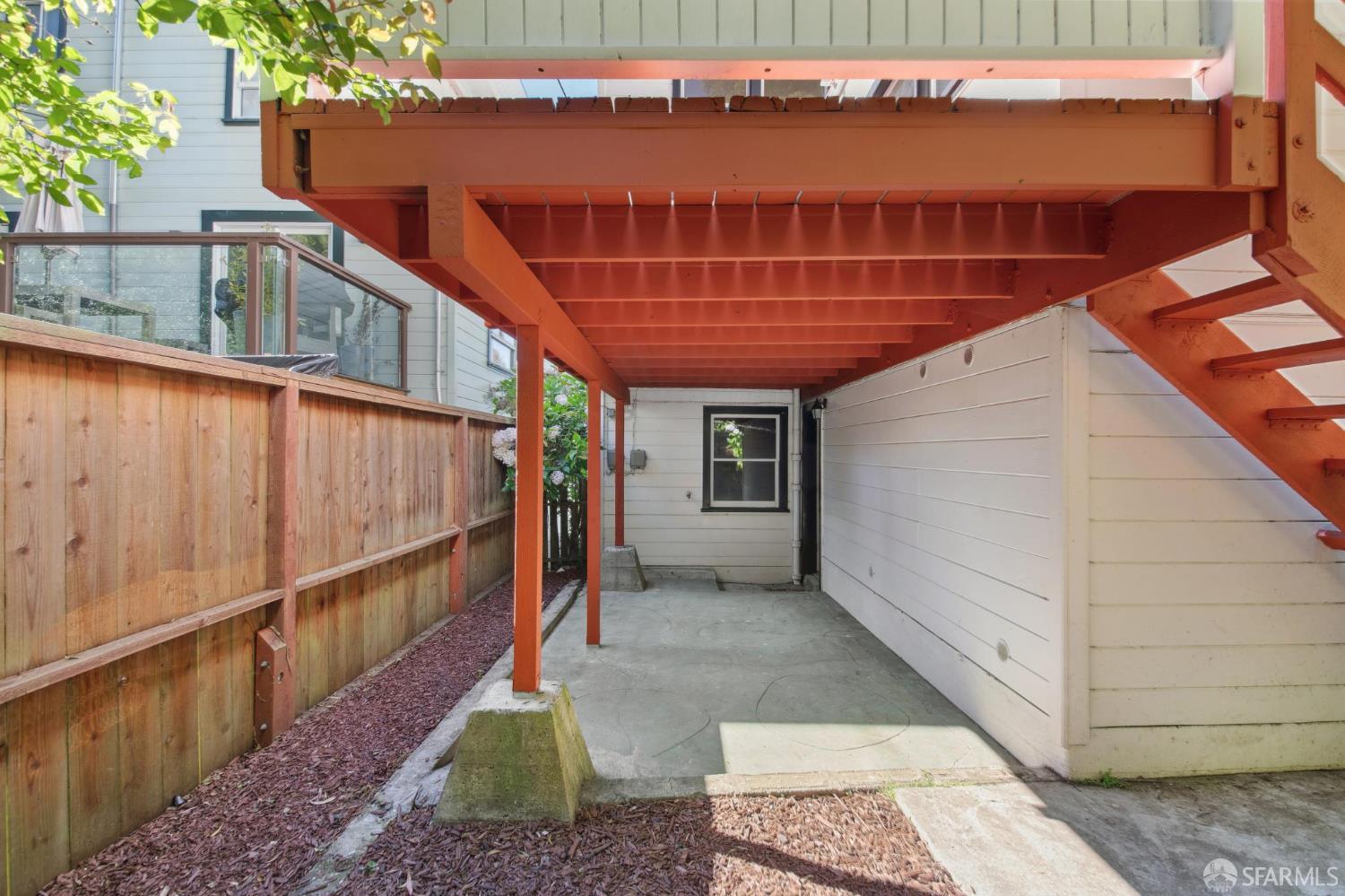 75 San Jacinto Way