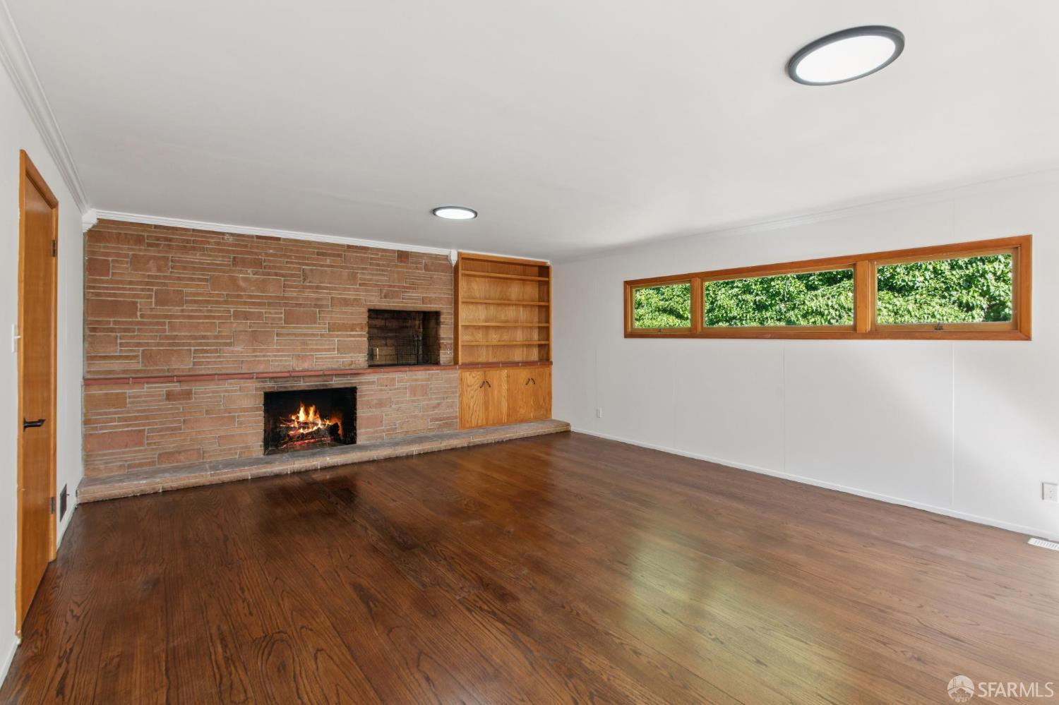 75 San Jacinto Way