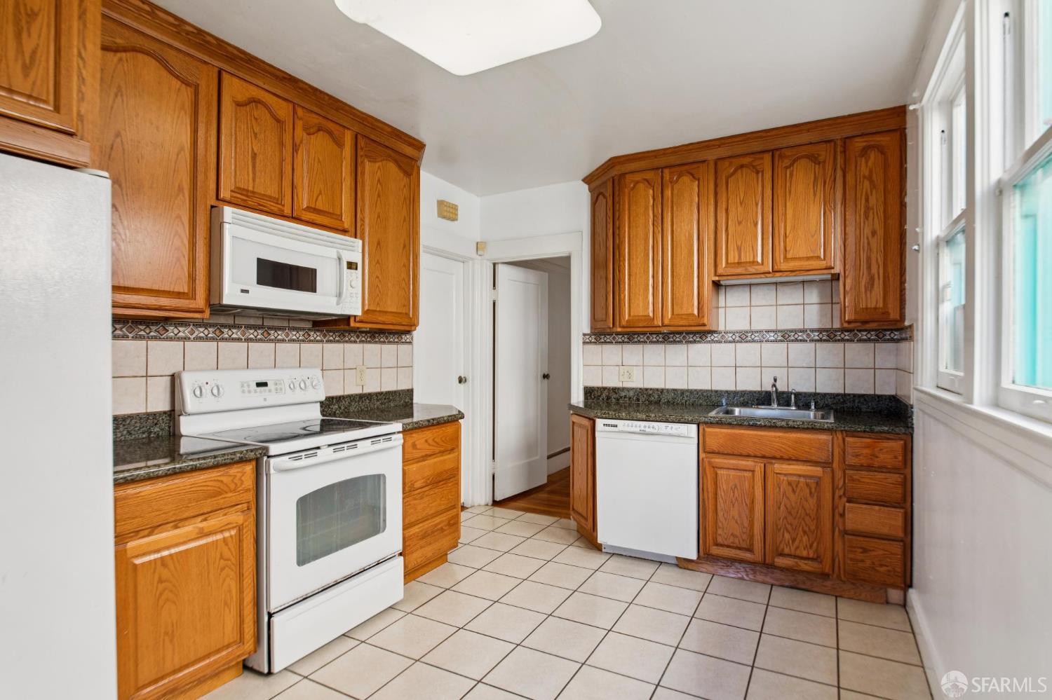 463 Templeton Avenue