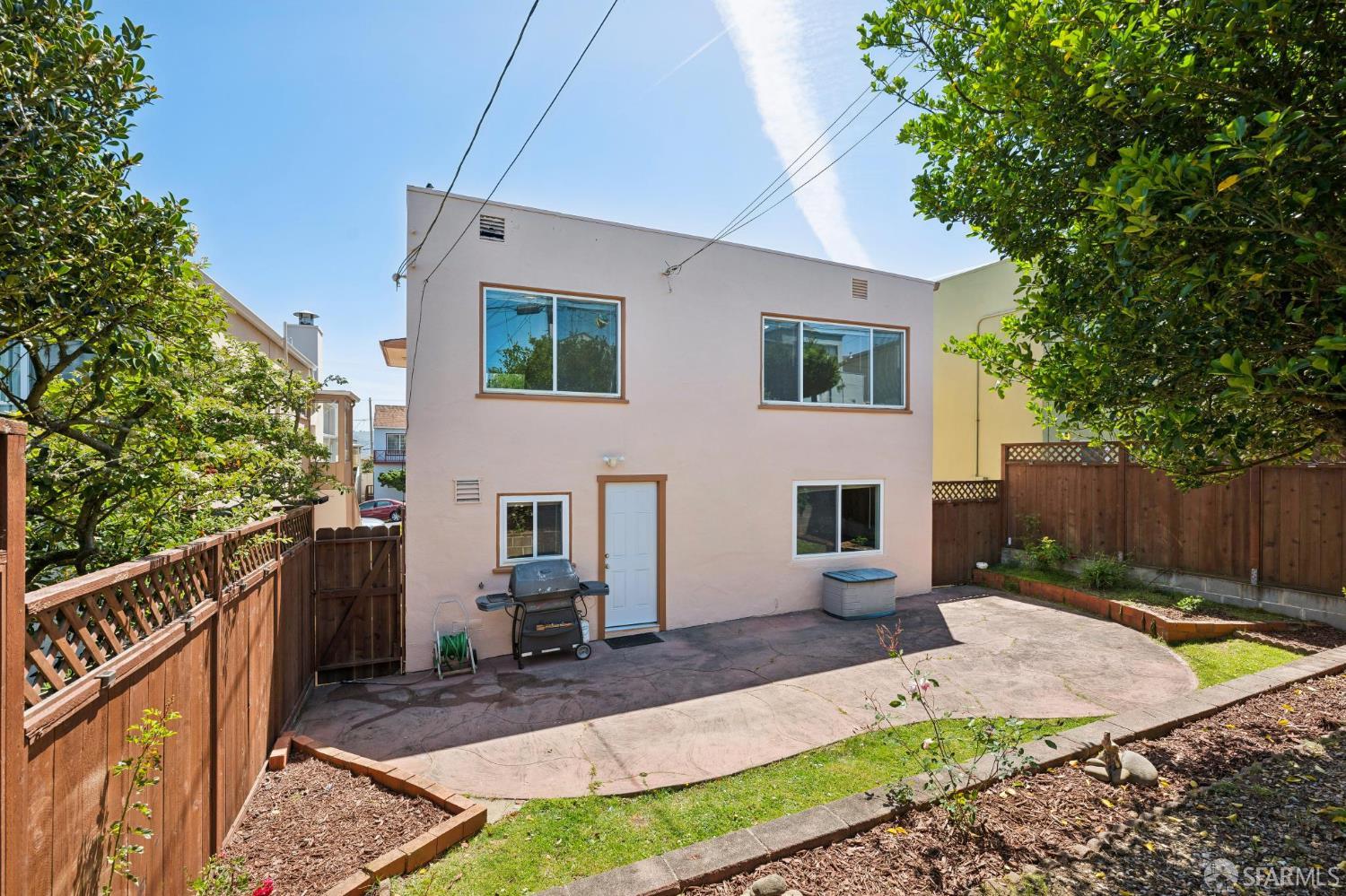 68 Oakmont Drive