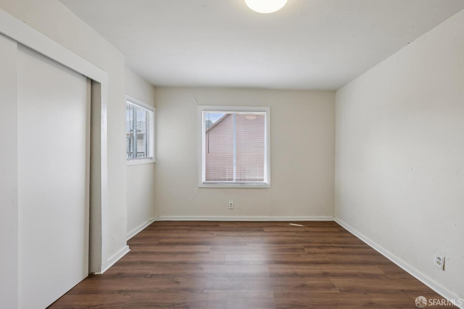 25 Farallones Street
