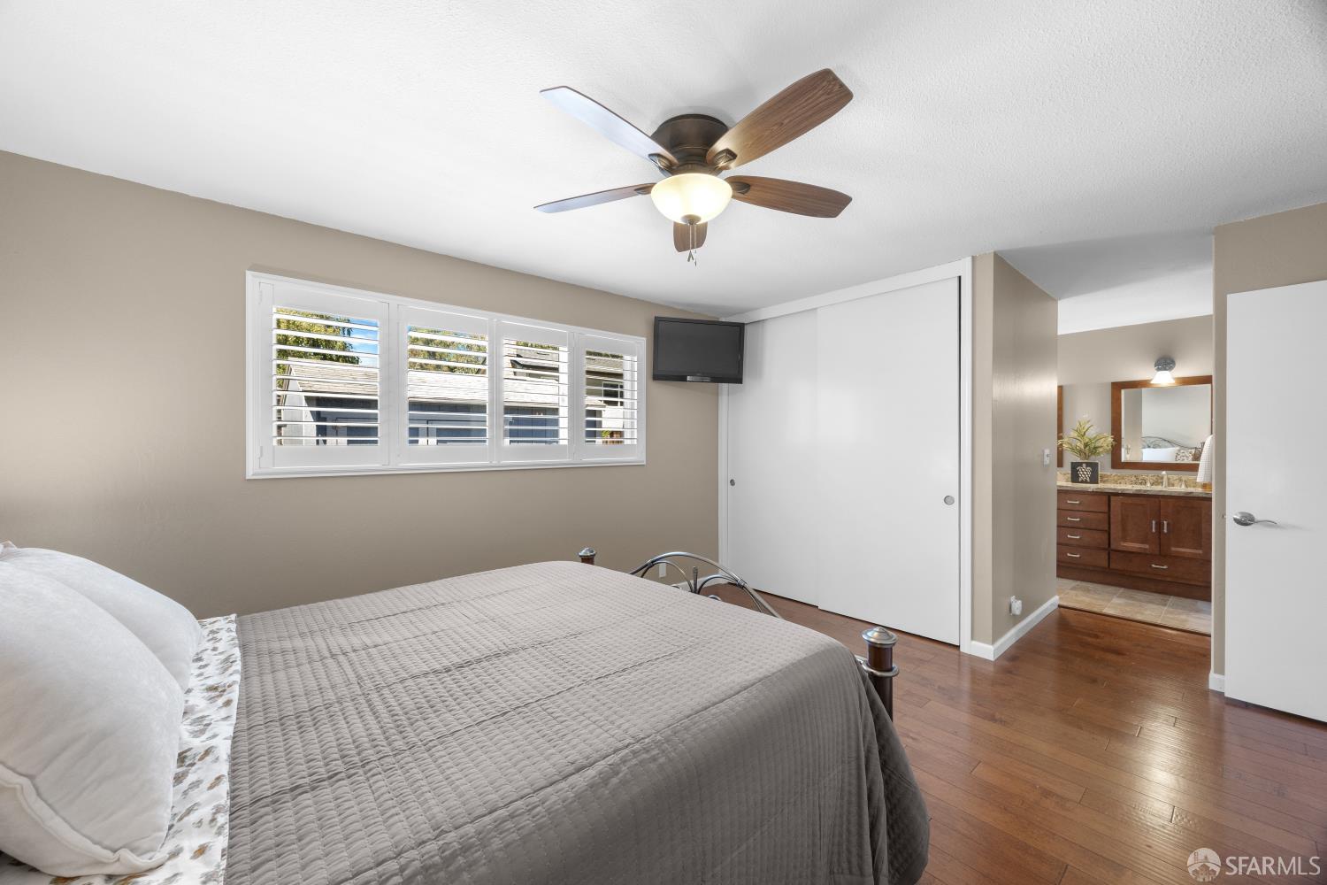 5348 Sandra Way
