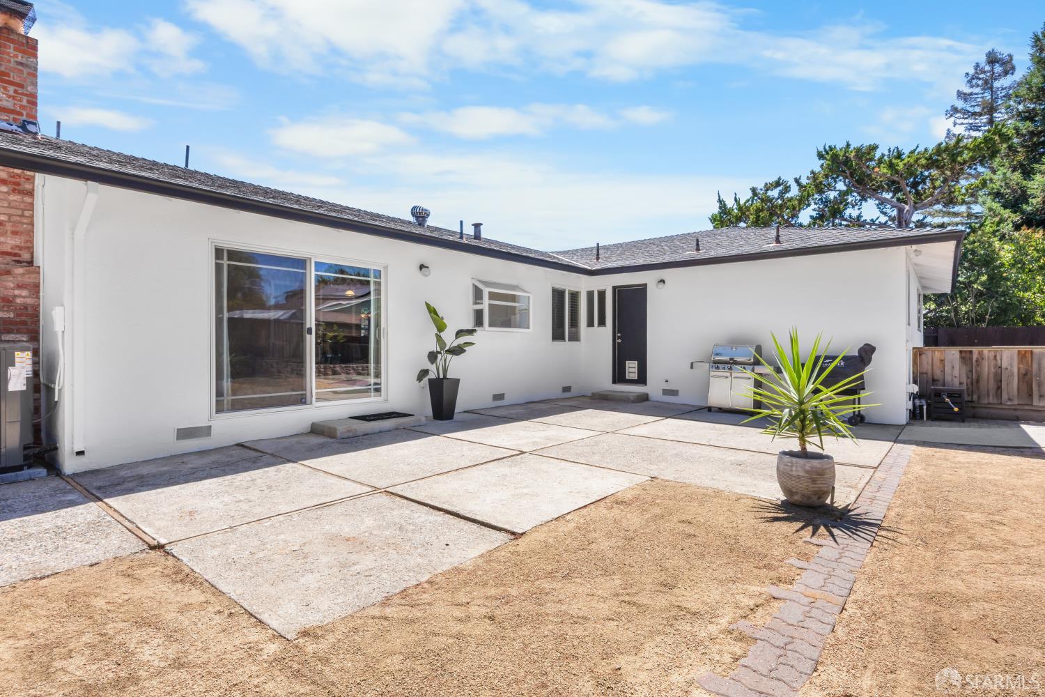 5348 Sandra Way