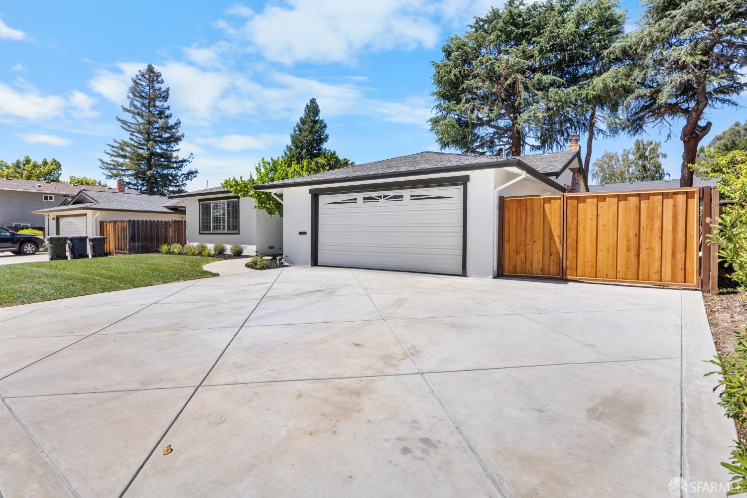 5348 Sandra Way