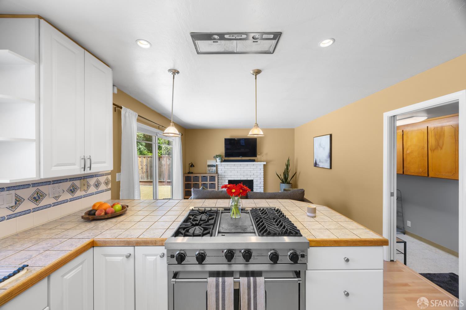 5348 Sandra Way