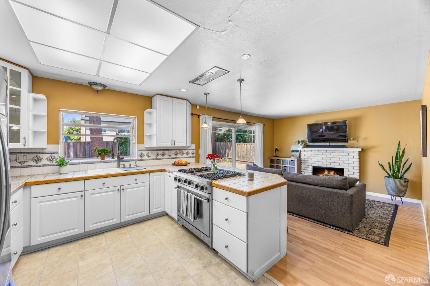 5348 Sandra Way