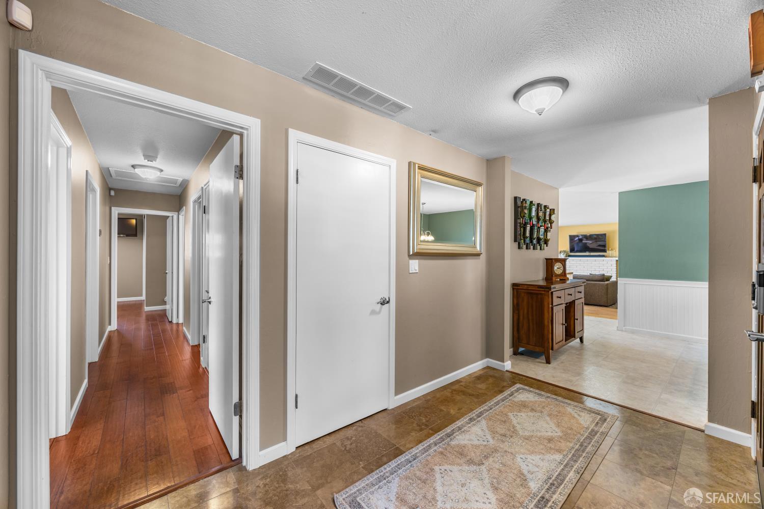 5348 Sandra Way