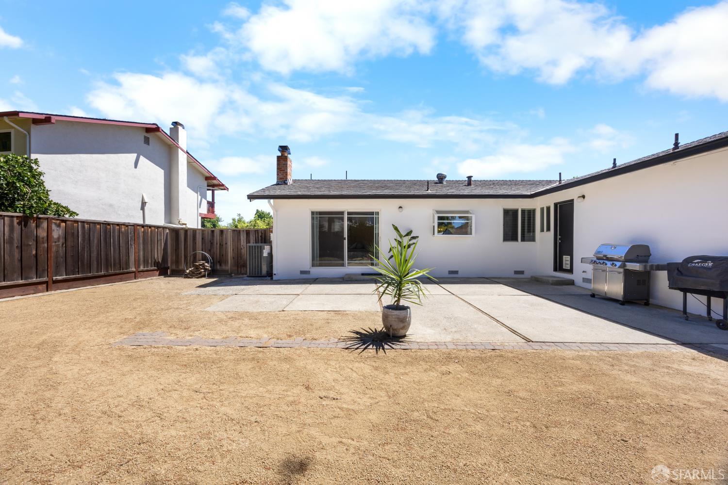 5348 Sandra Way
