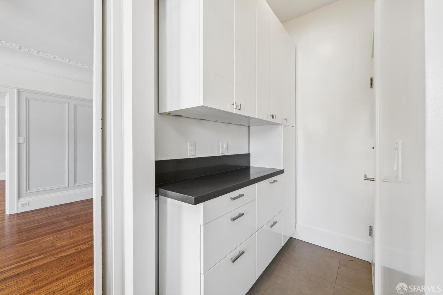 8 Jordan Avenue # 6