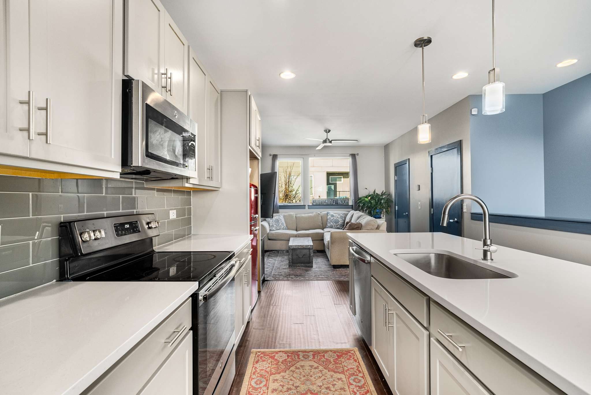 64 Fern Ave Unit: 1