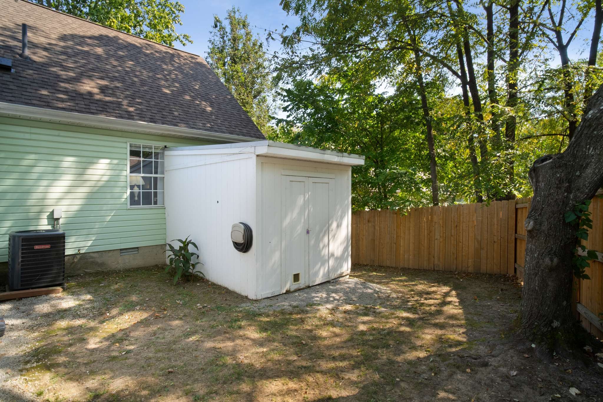 207 Centennial Dr