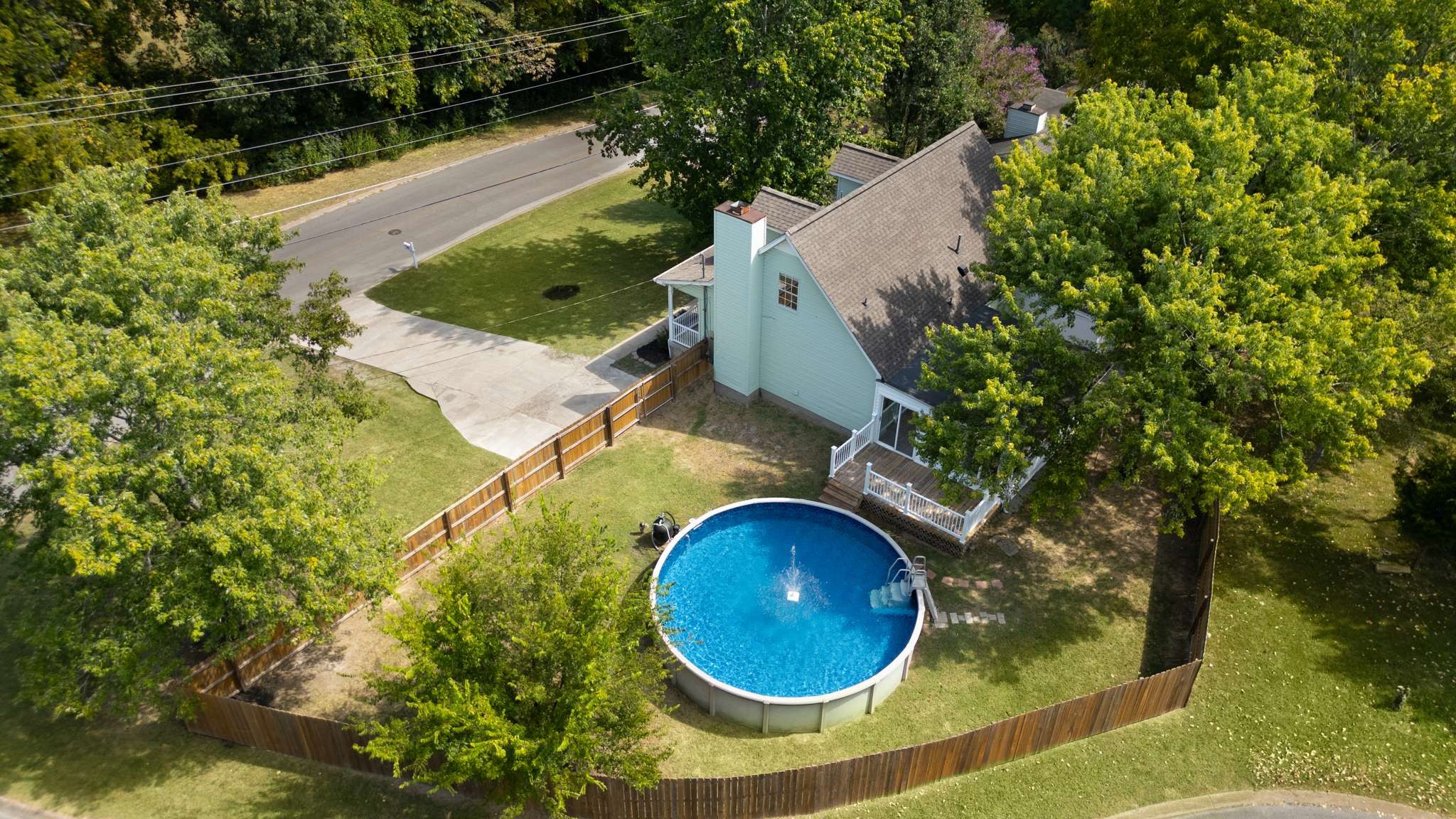 207 Centennial Dr