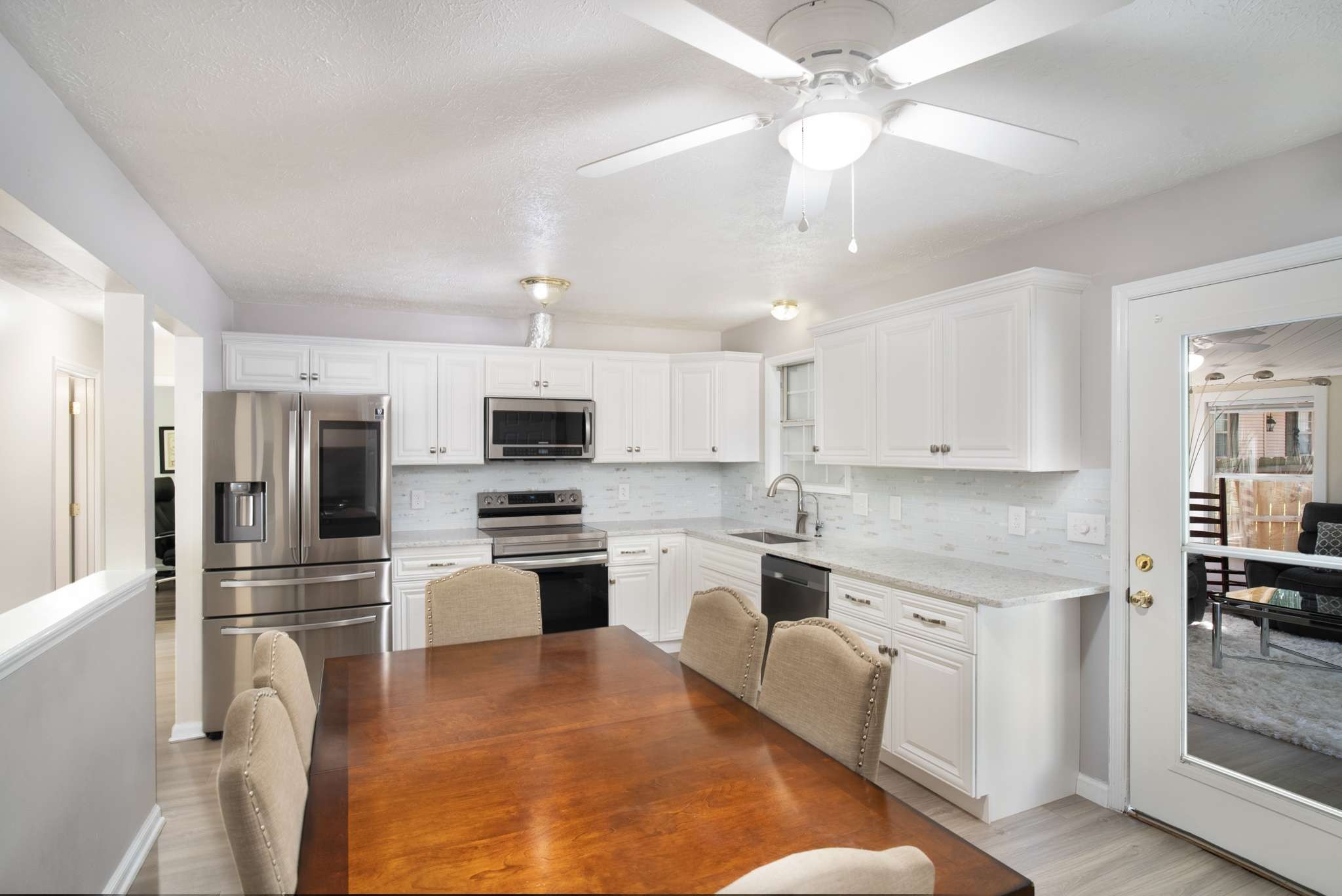 207 Centennial Dr