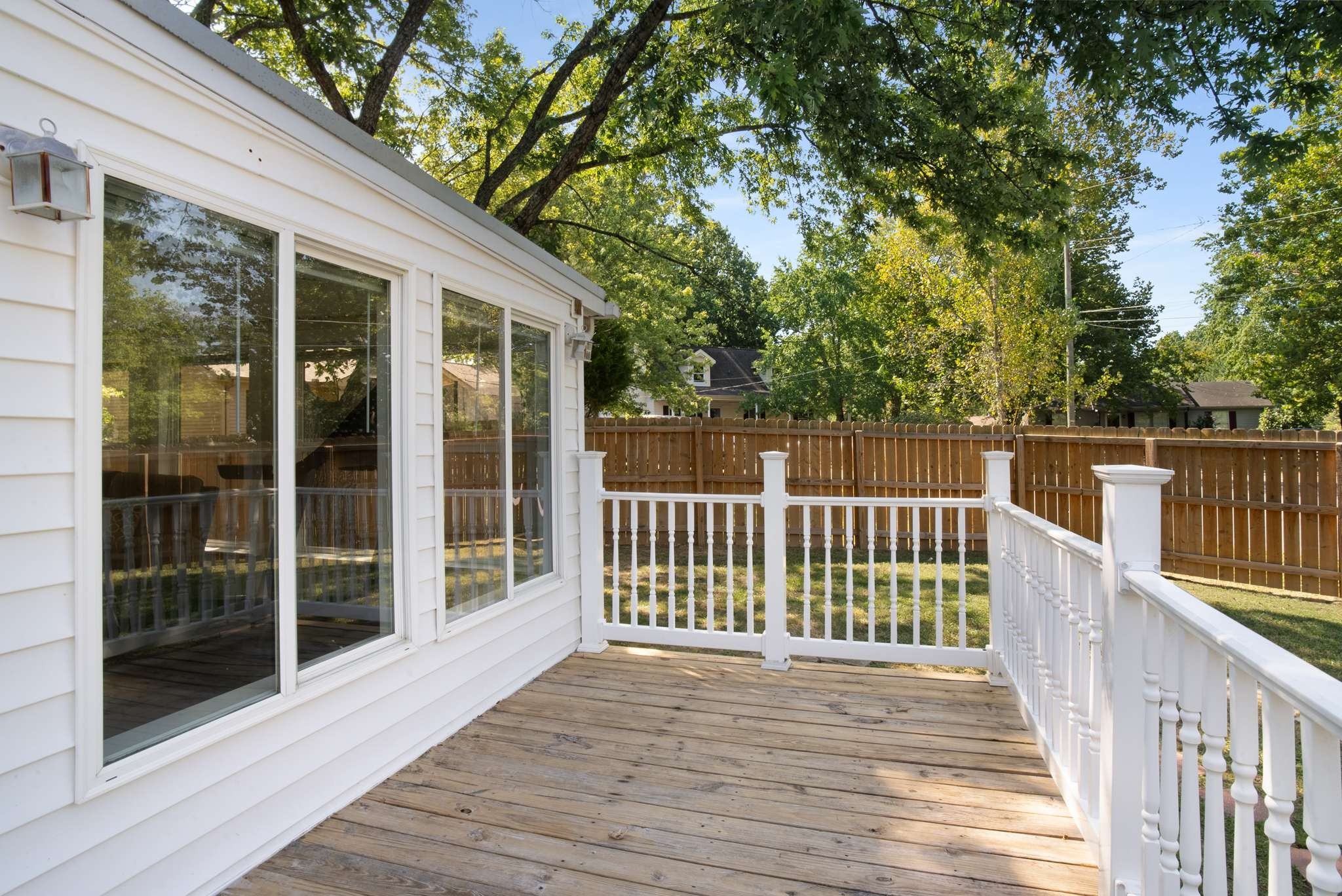 207 Centennial Dr