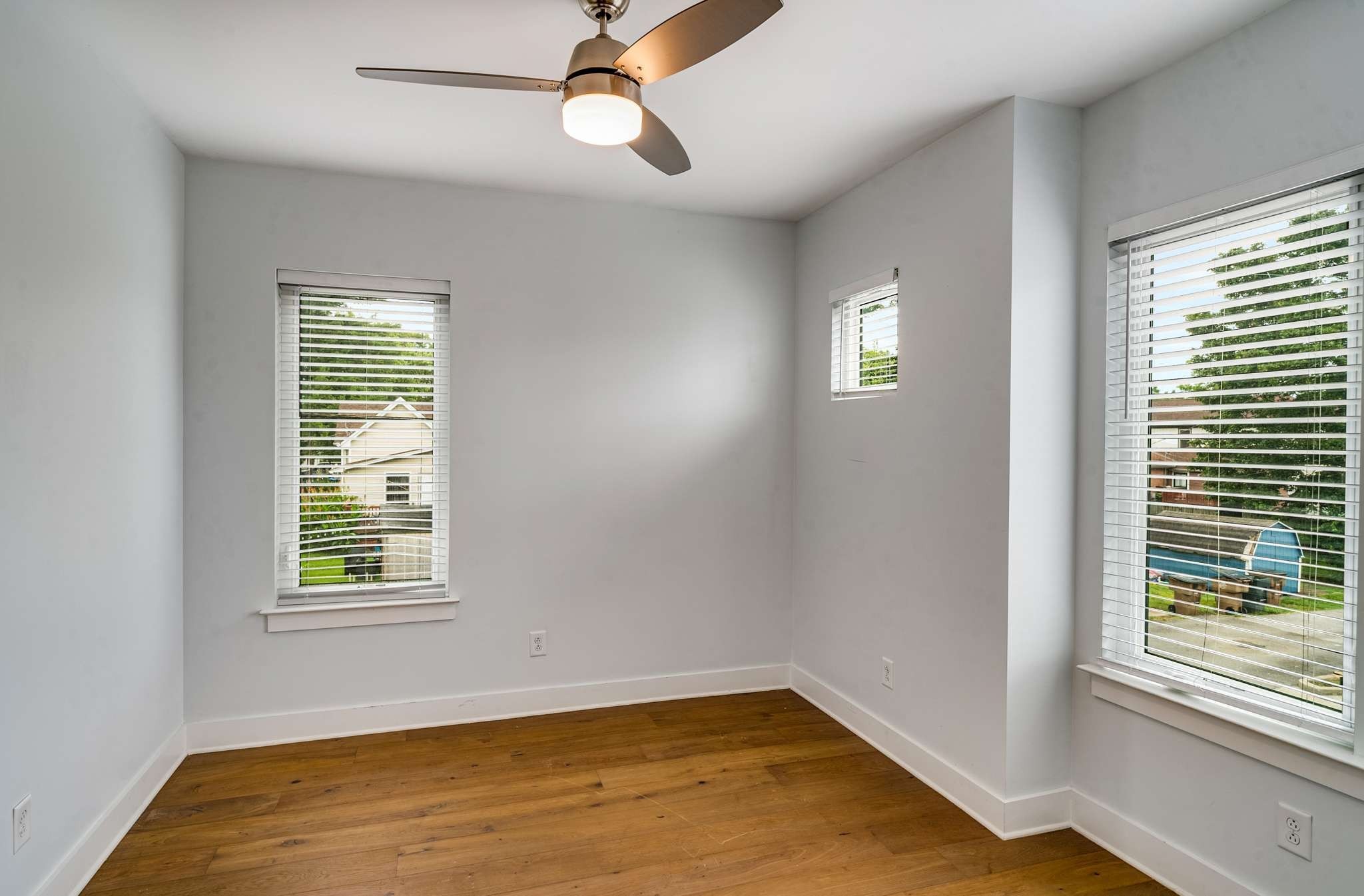 86 Evanston Ave