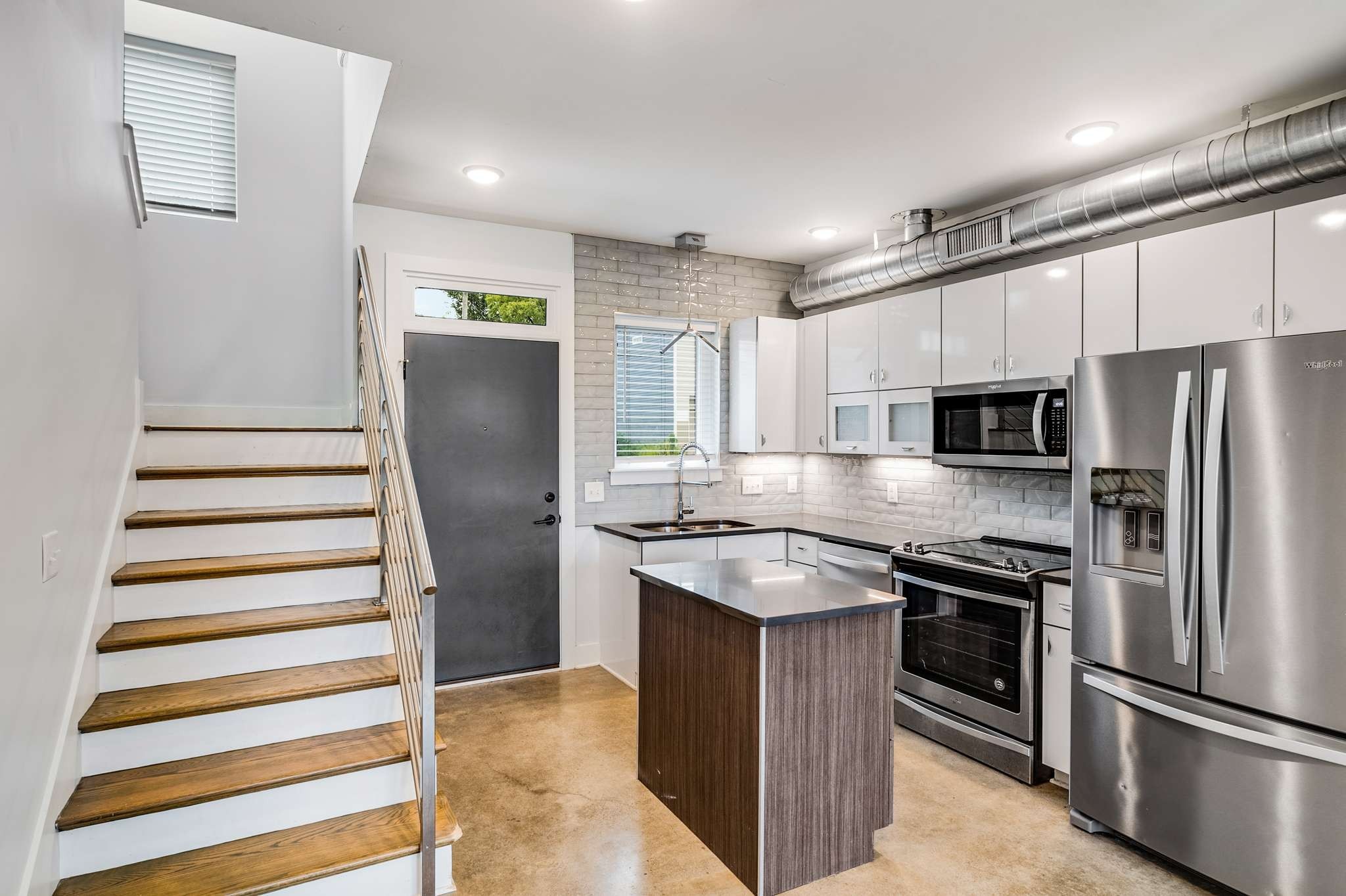 86 Evanston Ave