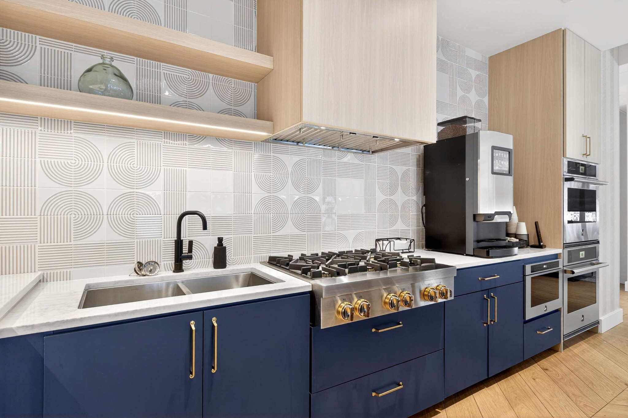 1212 Laurel St Unit: 1312