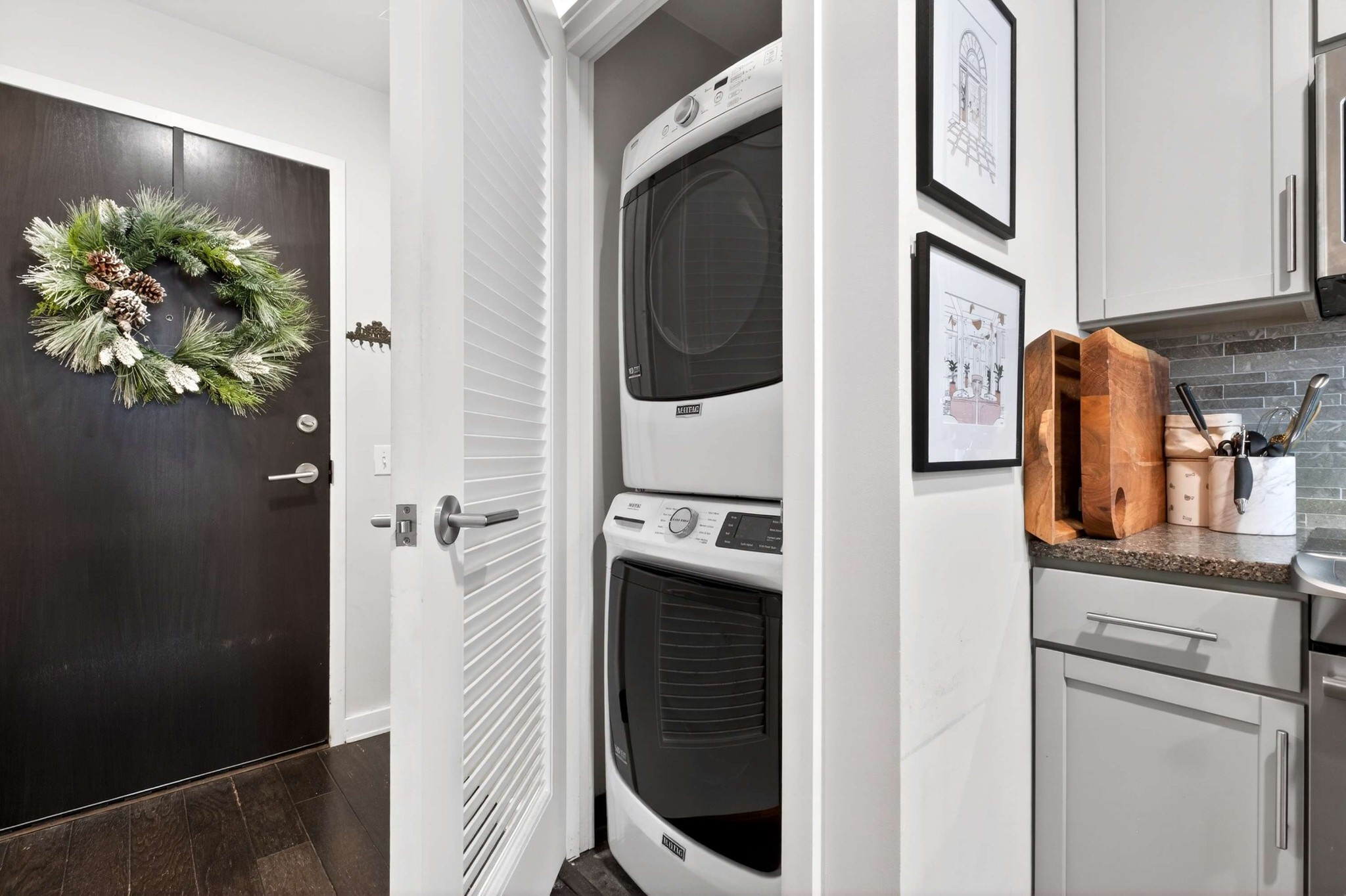 1212 Laurel St Unit: 1312